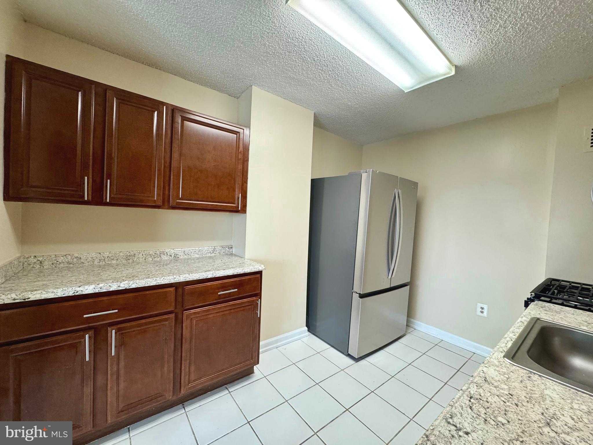 1225 Martha Custis Dr Apt 807 photo 9