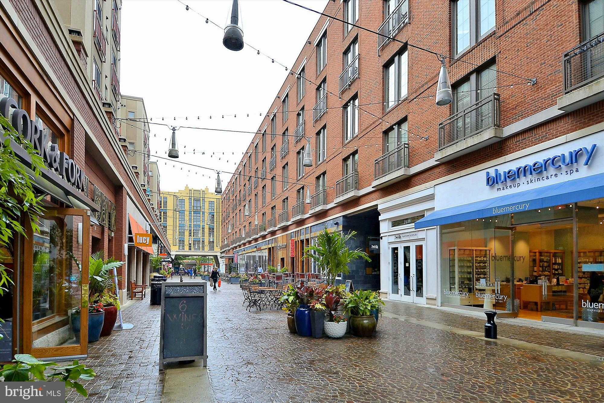 4242 E West Hwy Apt 307 photo 27