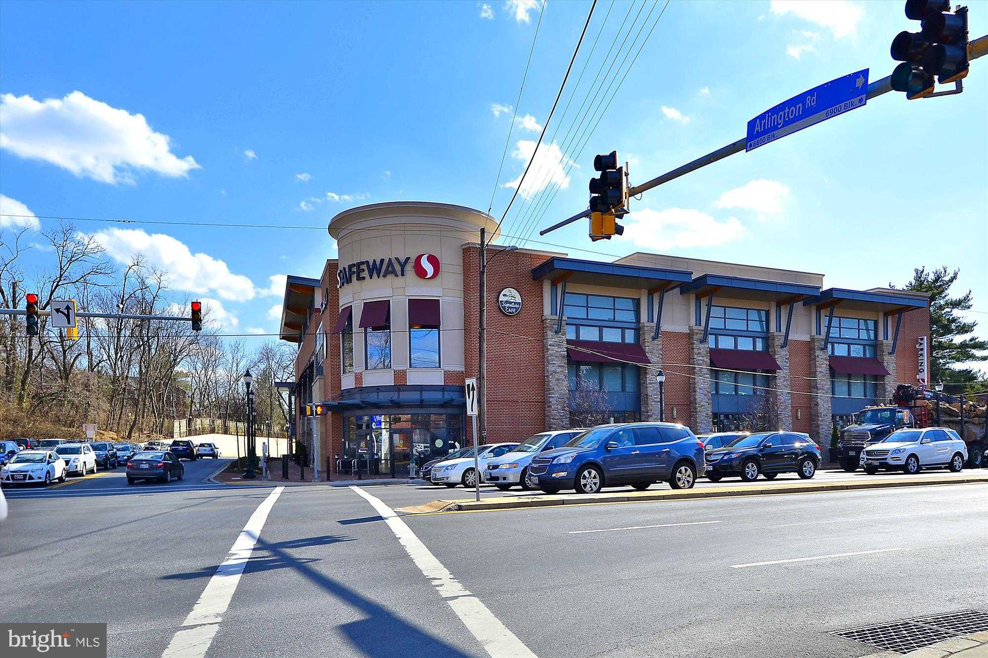 4242 E West Hwy Apt 307 photo 28