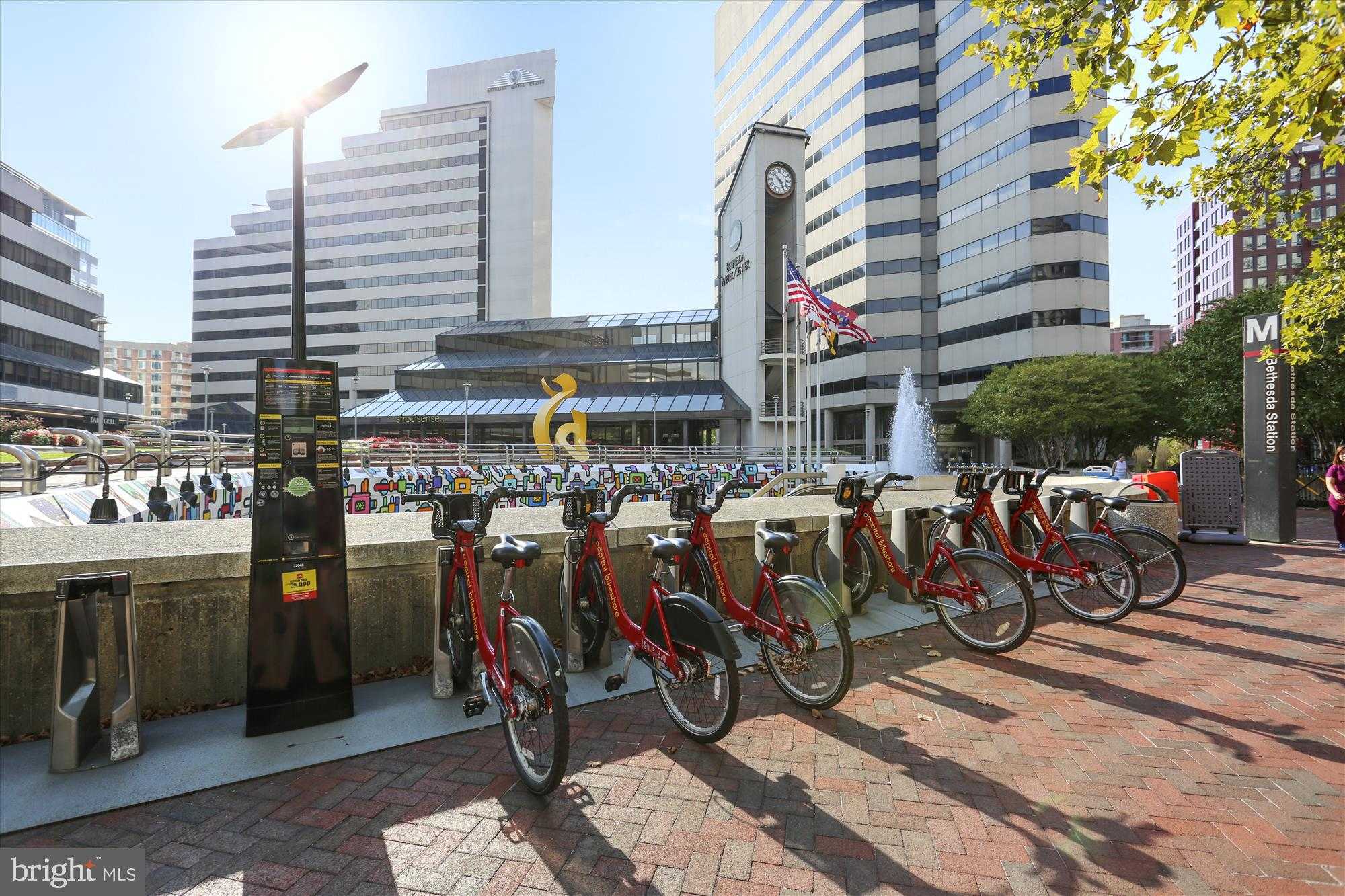 4242 E West Hwy Apt 307 photo 33