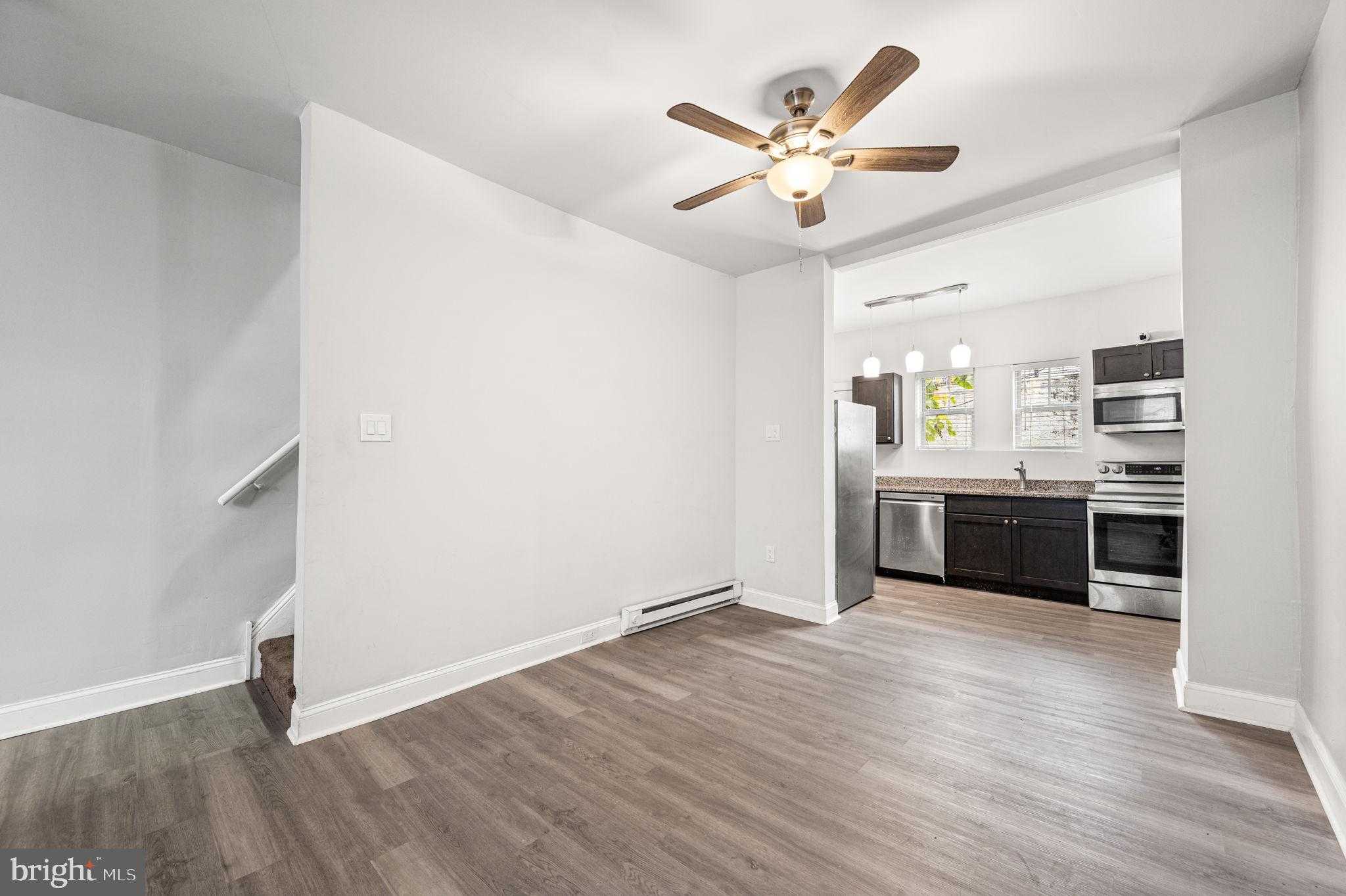 3103 N Croskey St photo 6