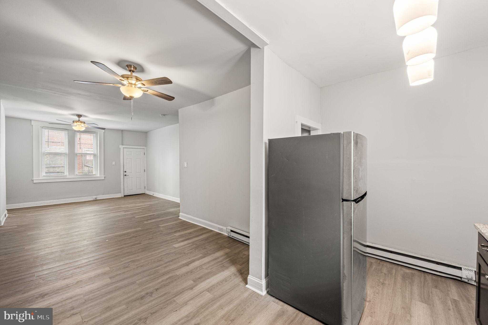 3103 N Croskey St photo 8