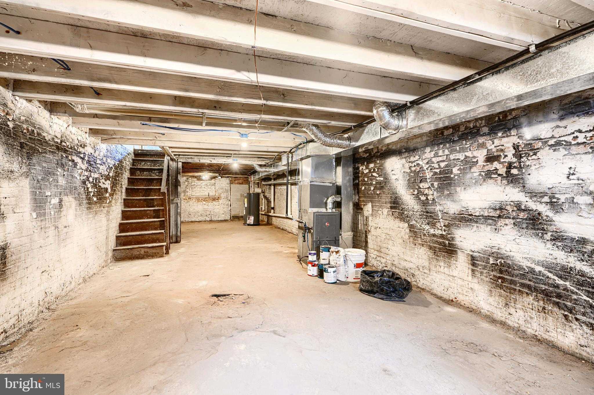 409 N Lakewood Ave photo 28