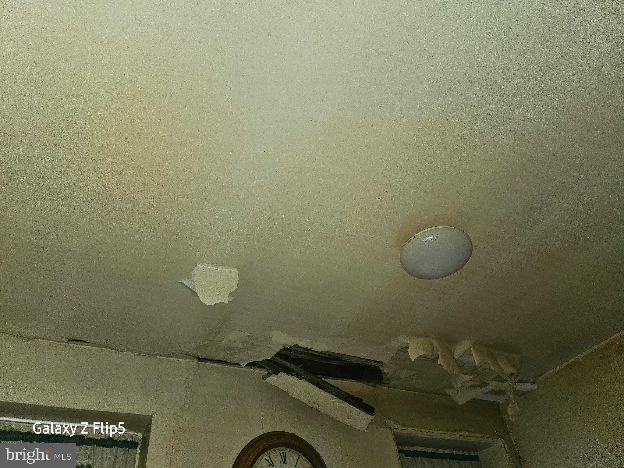 3759 N 18th St photo 19