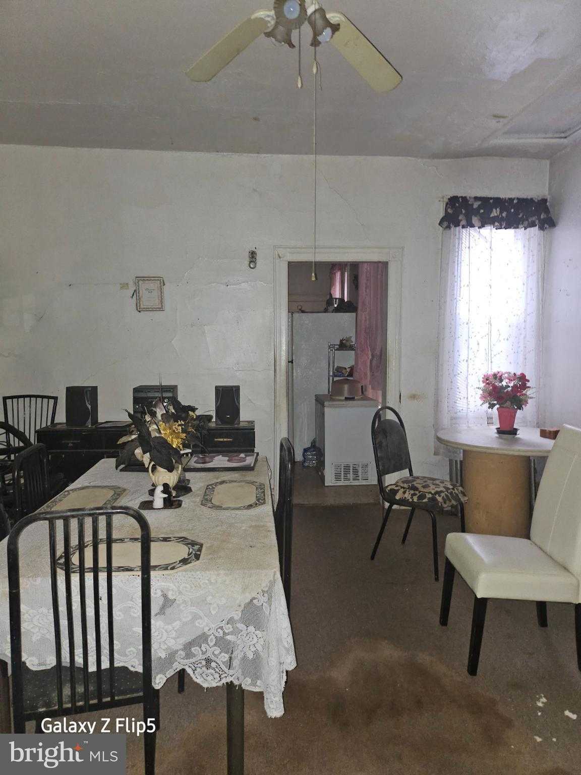 3759 N 18th St photo 7