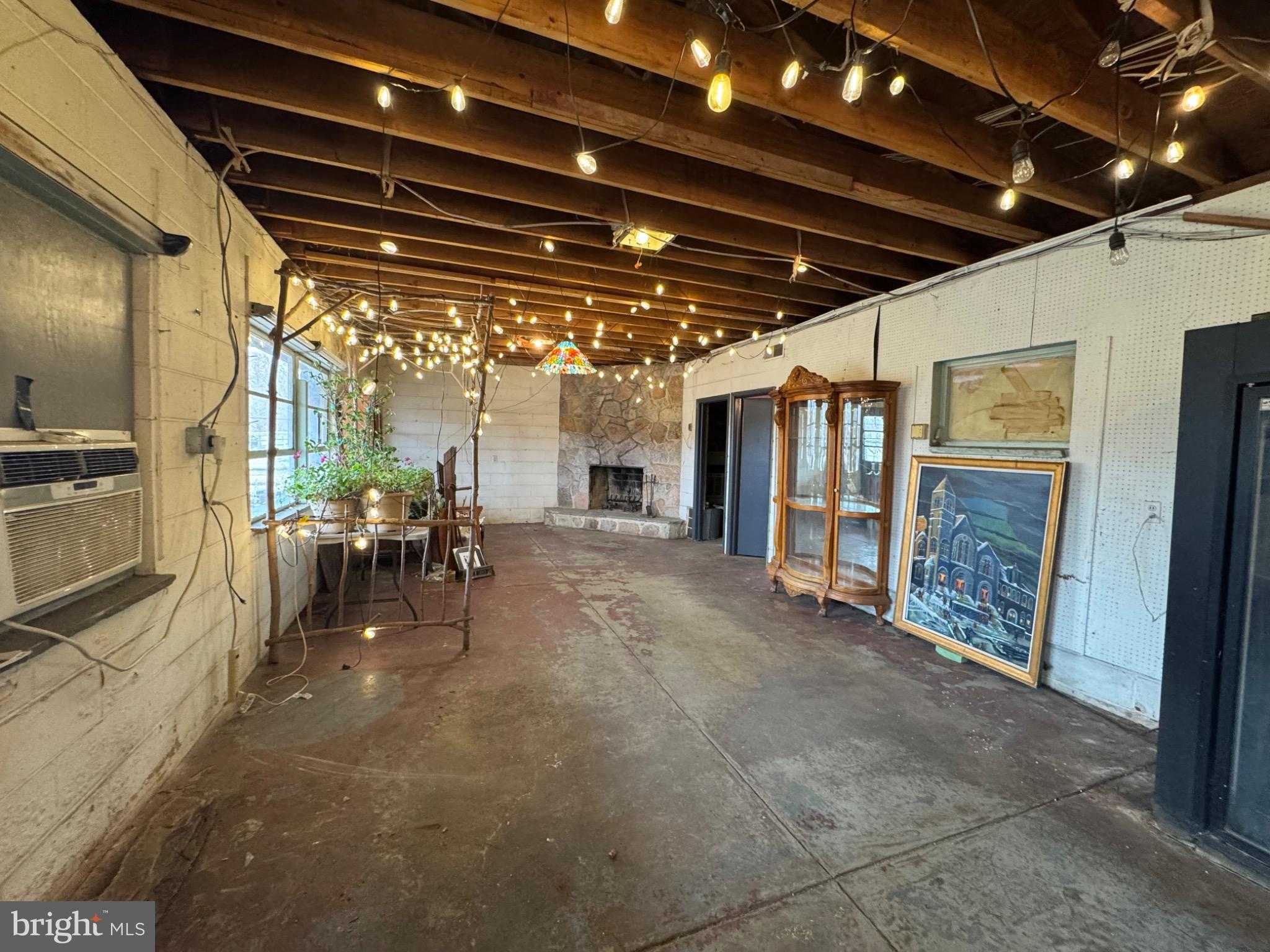 233 Scottdale Rd photo 7