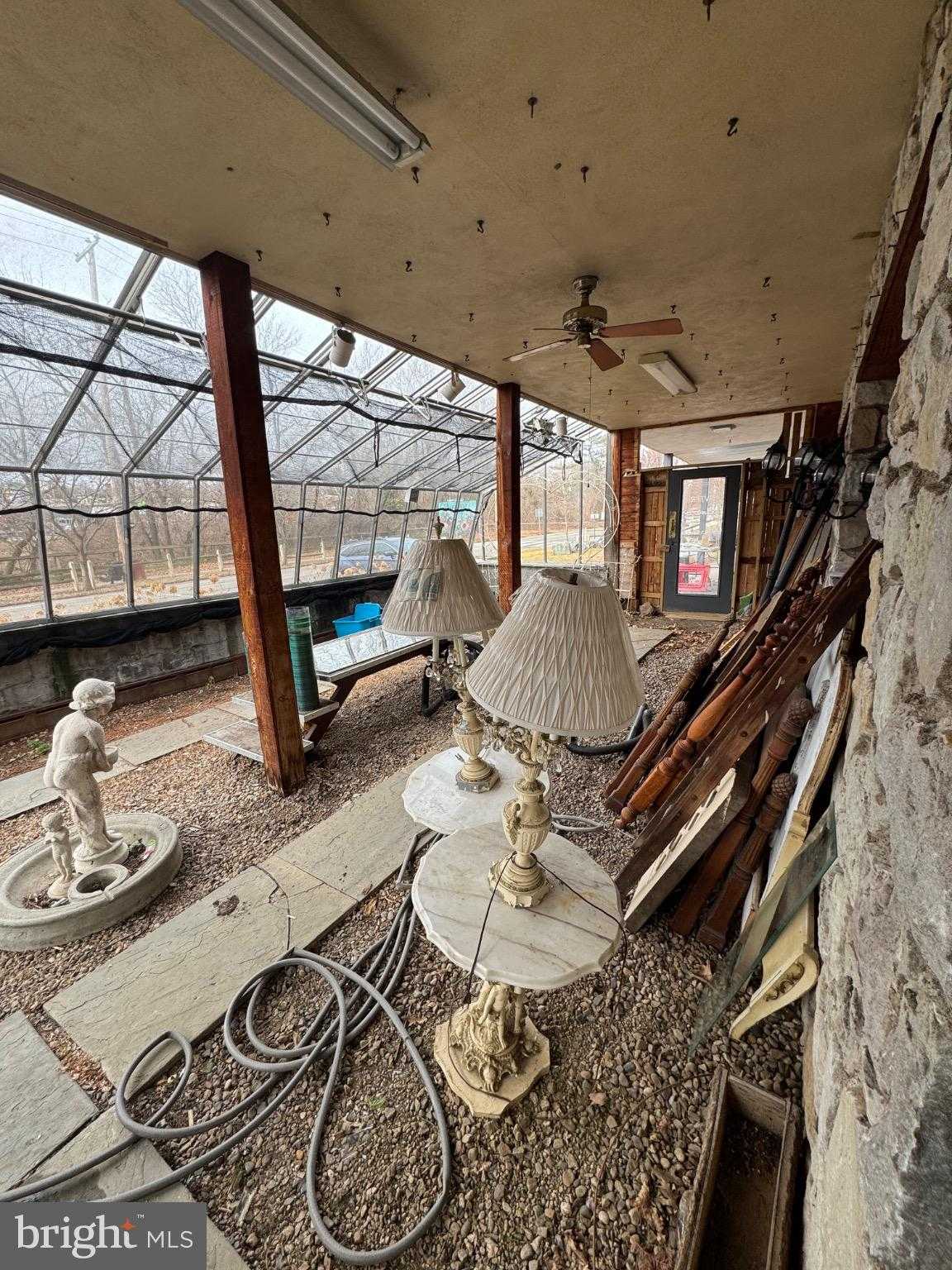 233 Scottdale Rd photo 9