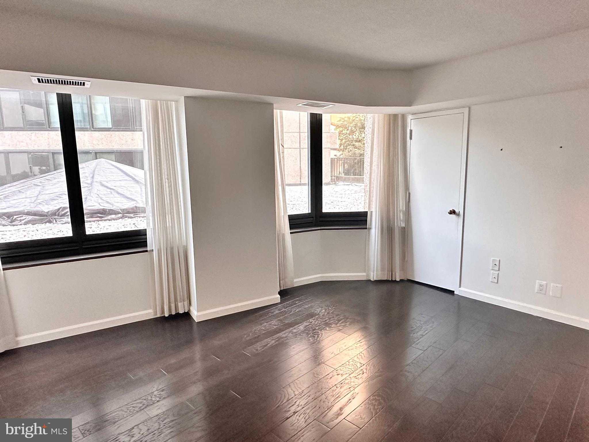 1200 Crystal Dr Apt 214 photo 7