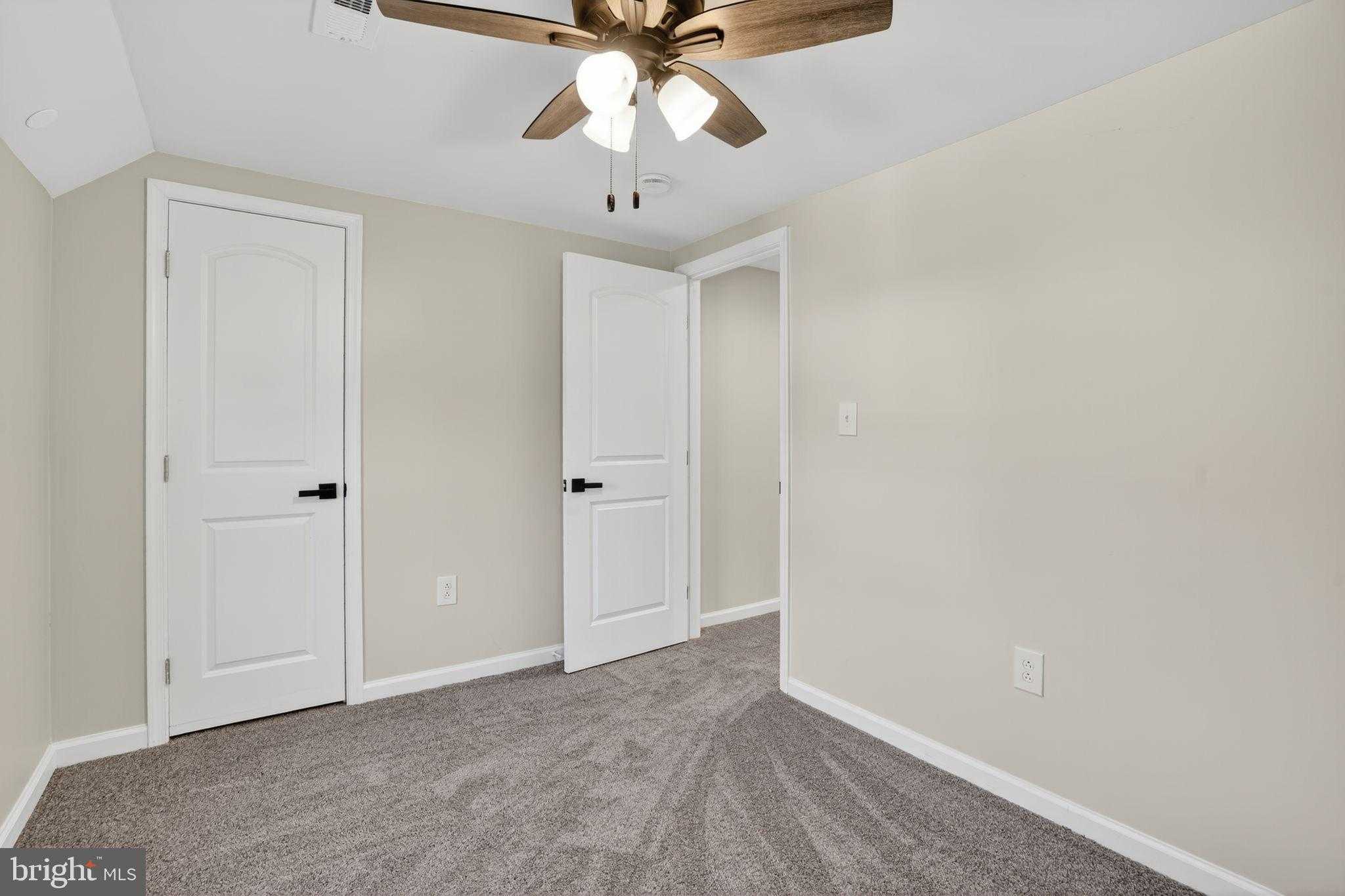 5904 Harvey St photo 19