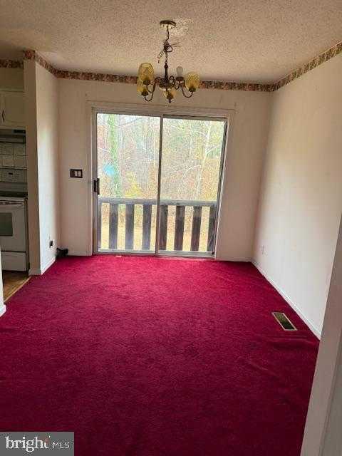 2406 Timbercrest Dr photo 4