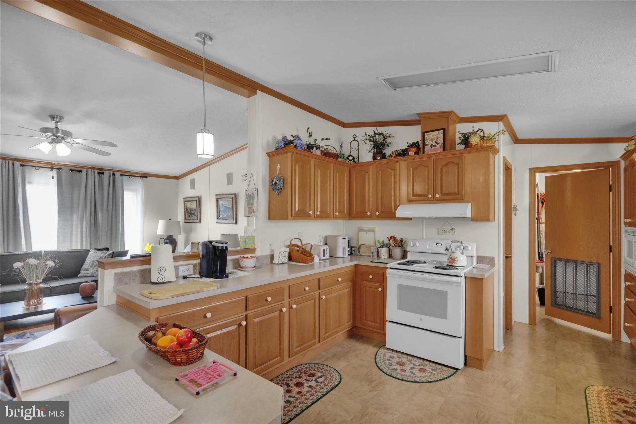 39 Keystone Rd photo 9