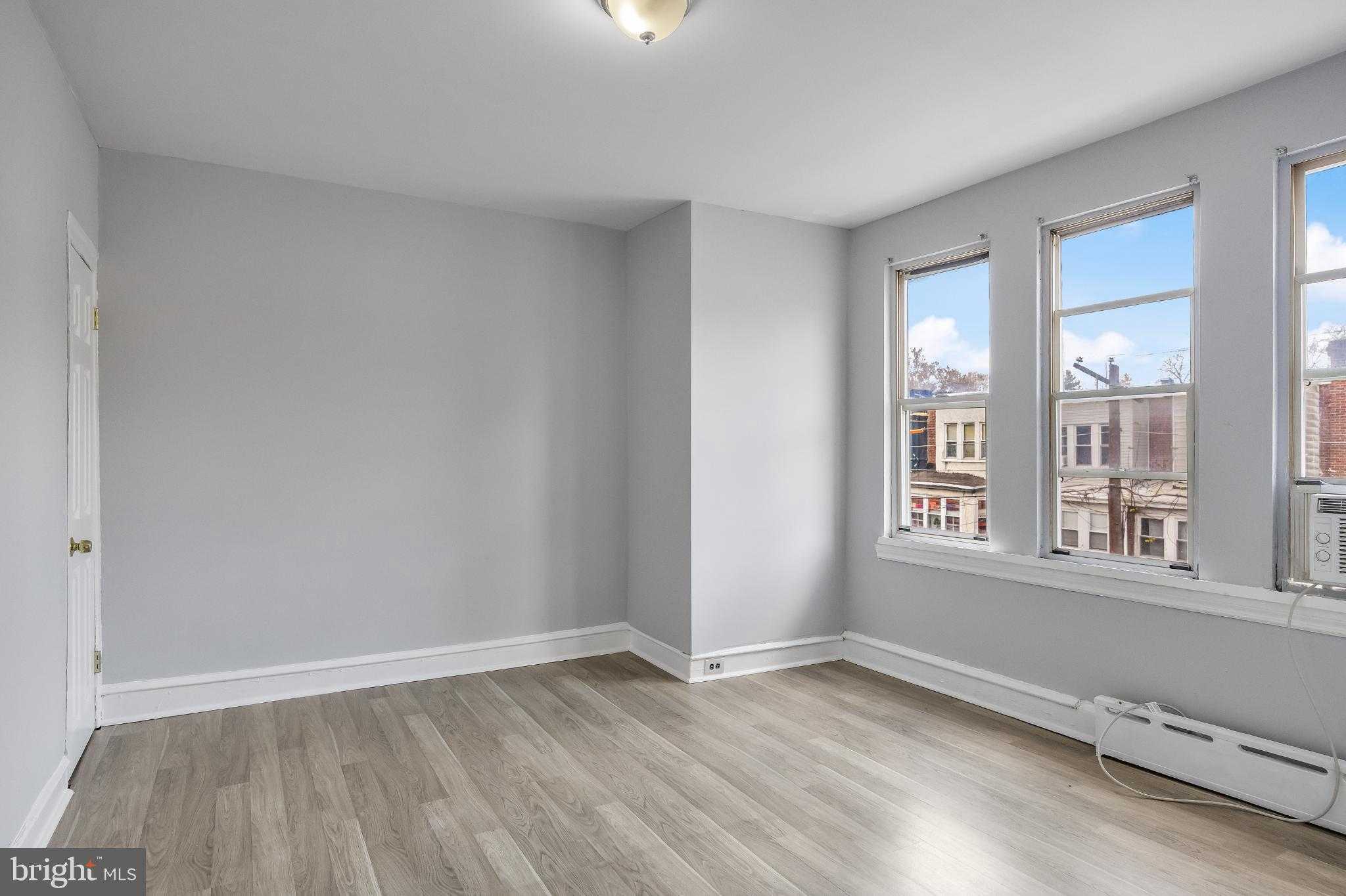 133 N 3rd St photo 19