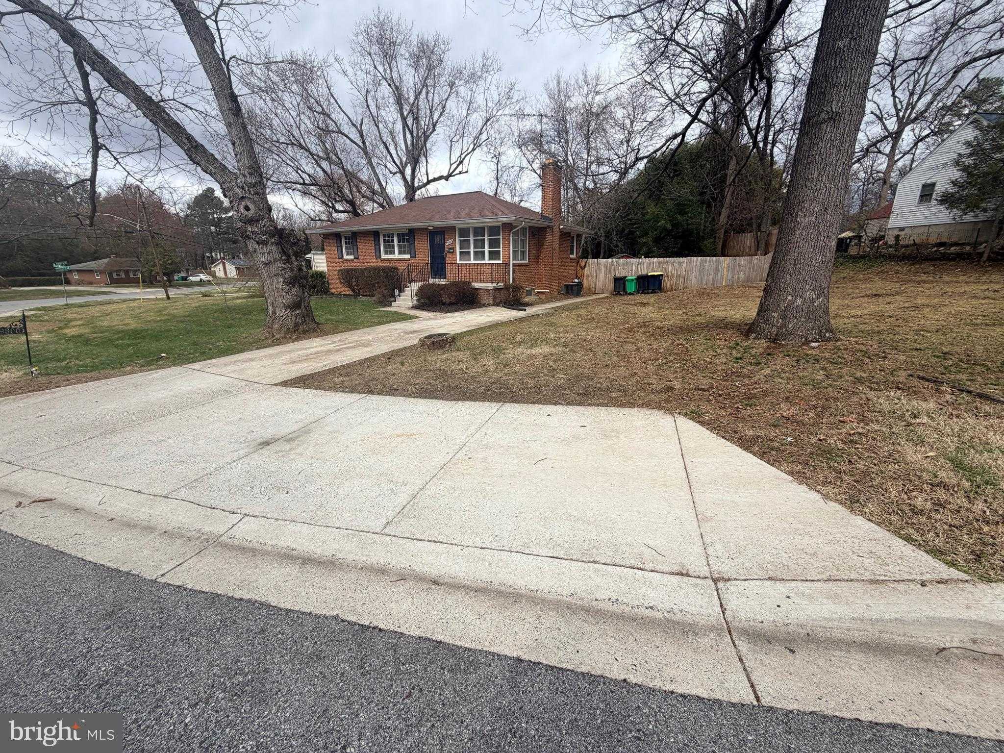 9300 Worrell Ave photo 3