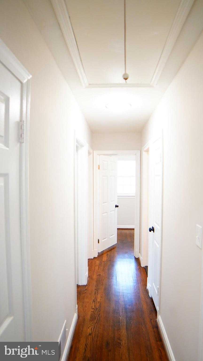 9300 Worrell Ave photo 46