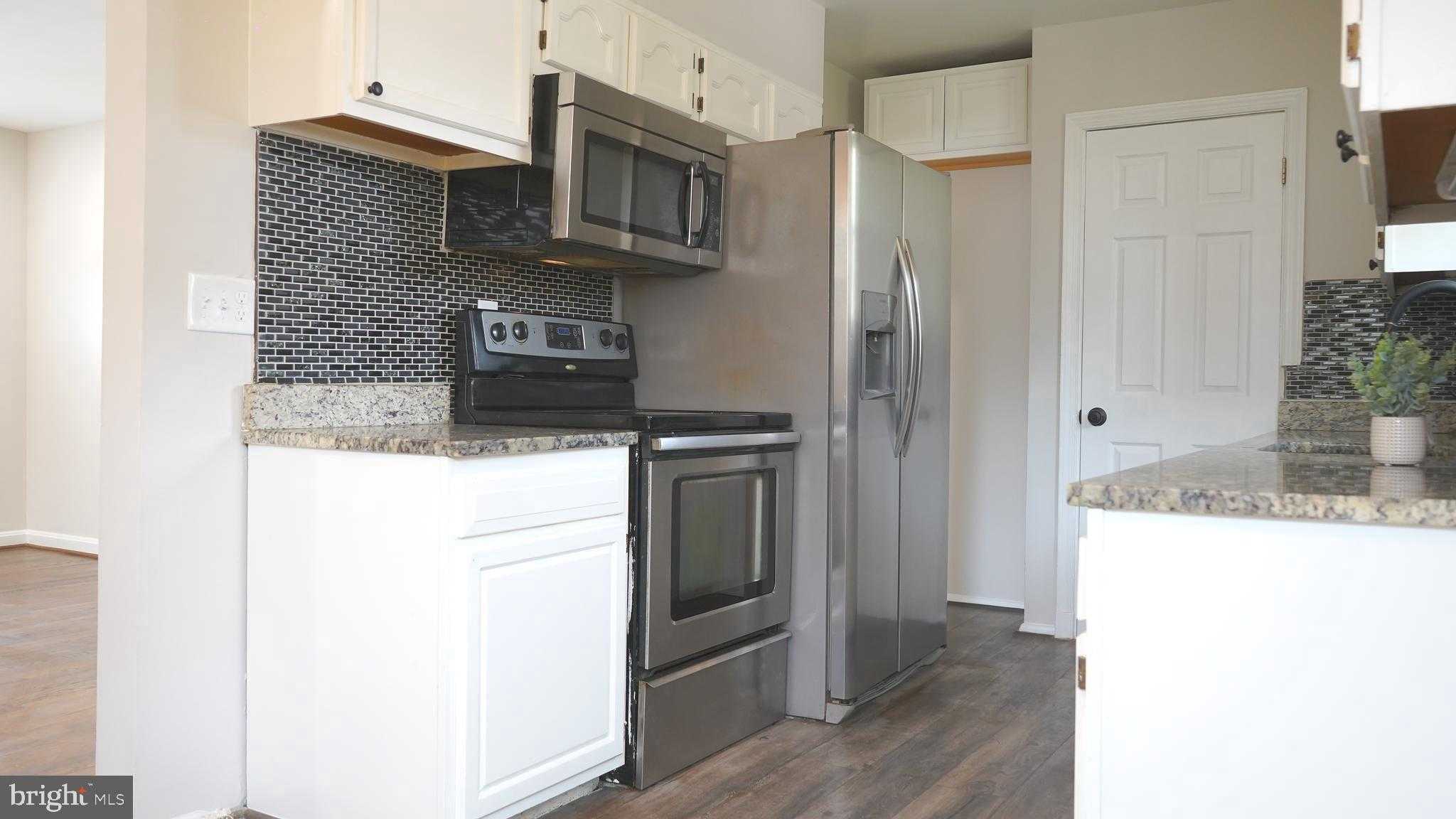 9300 Worrell Ave photo 9