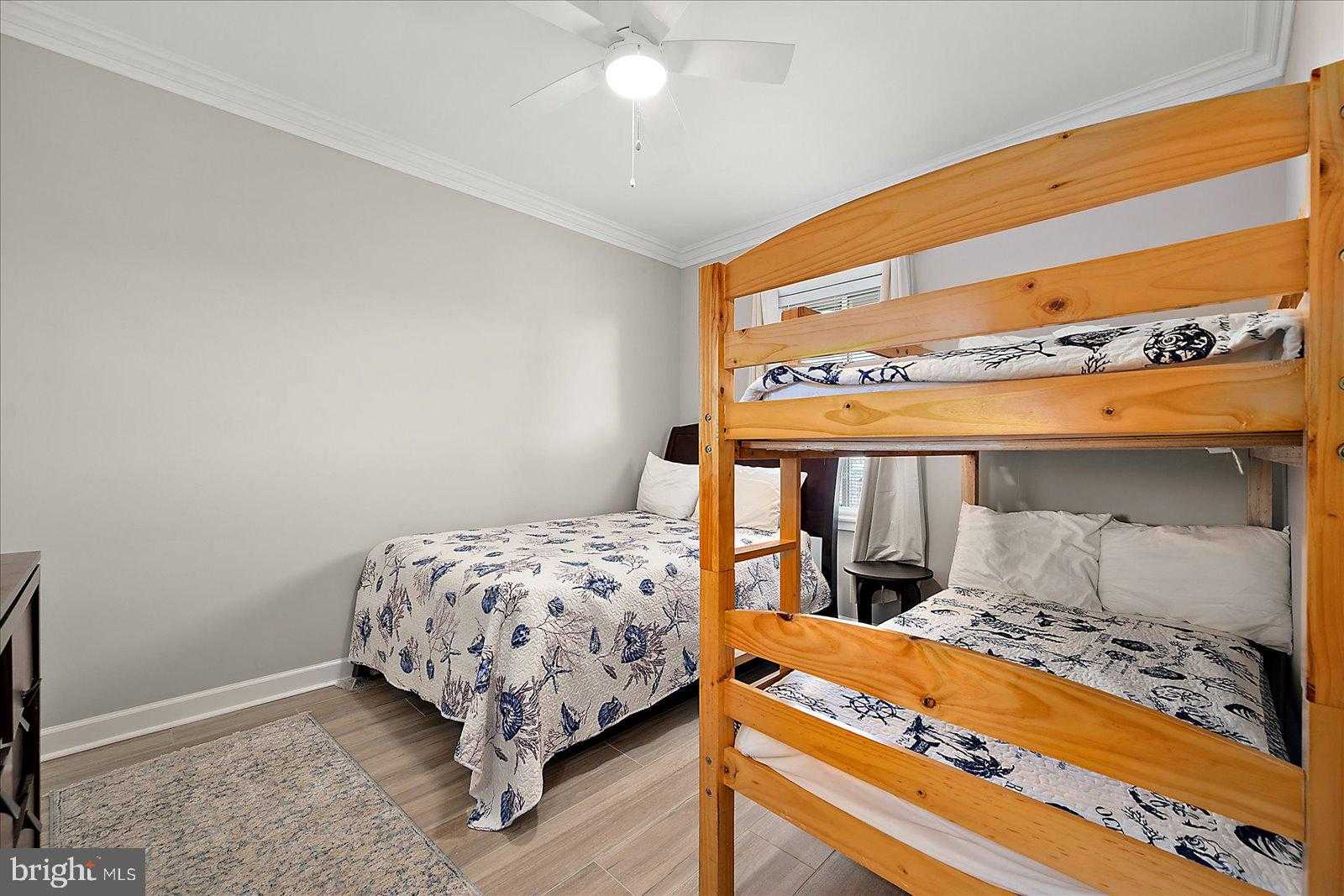 105 56th St photo 33