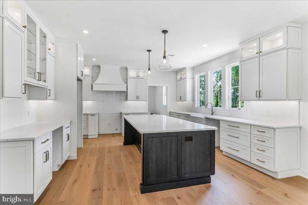 1250 Gradyville Rd photo 15