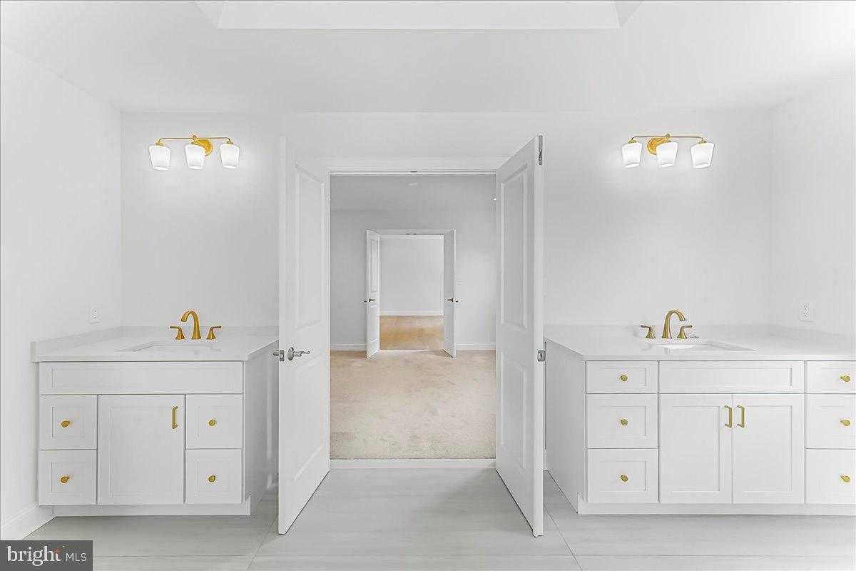 1250 Gradyville Rd photo 32