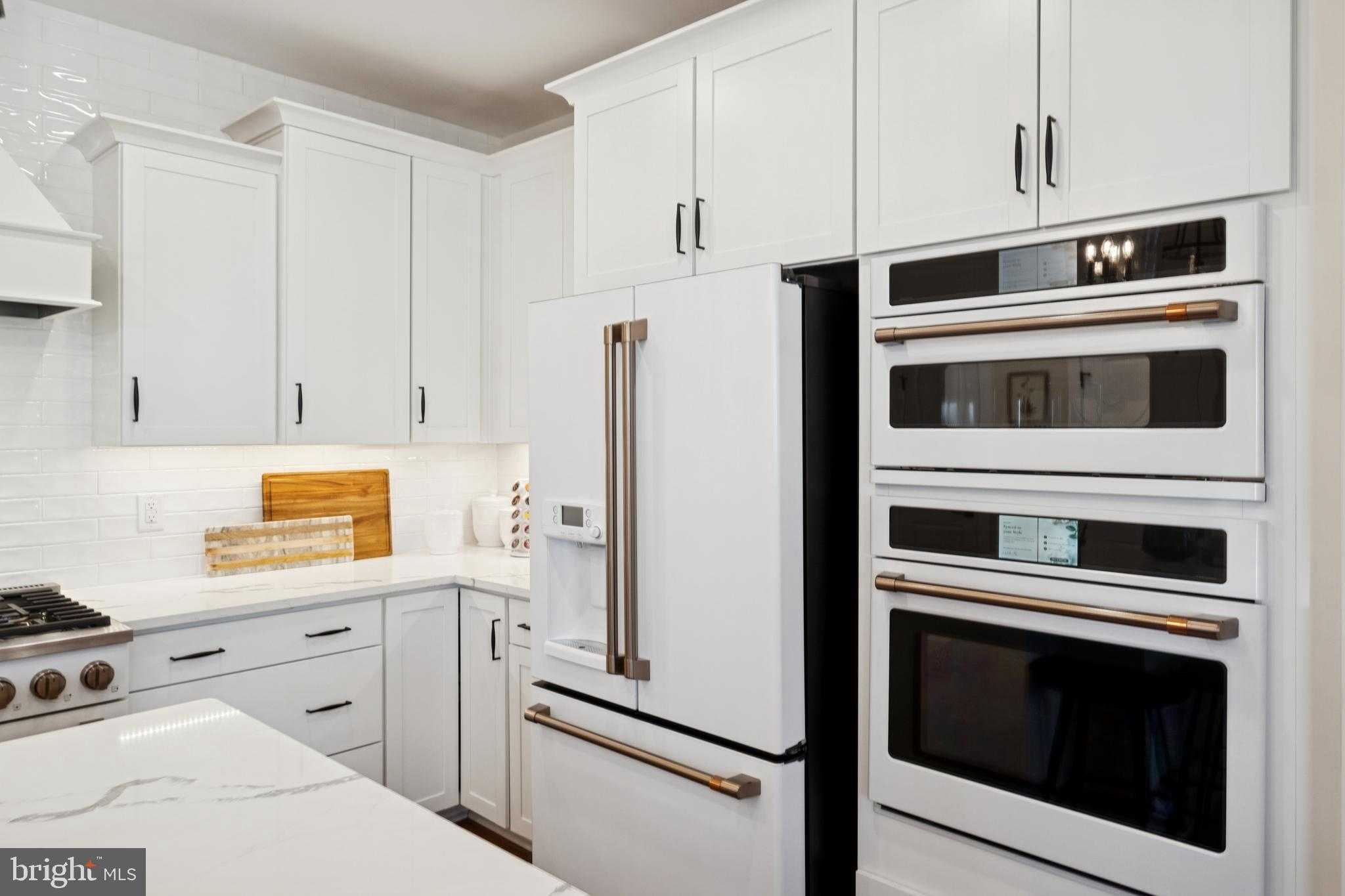 14917 Deco Cir photo 11