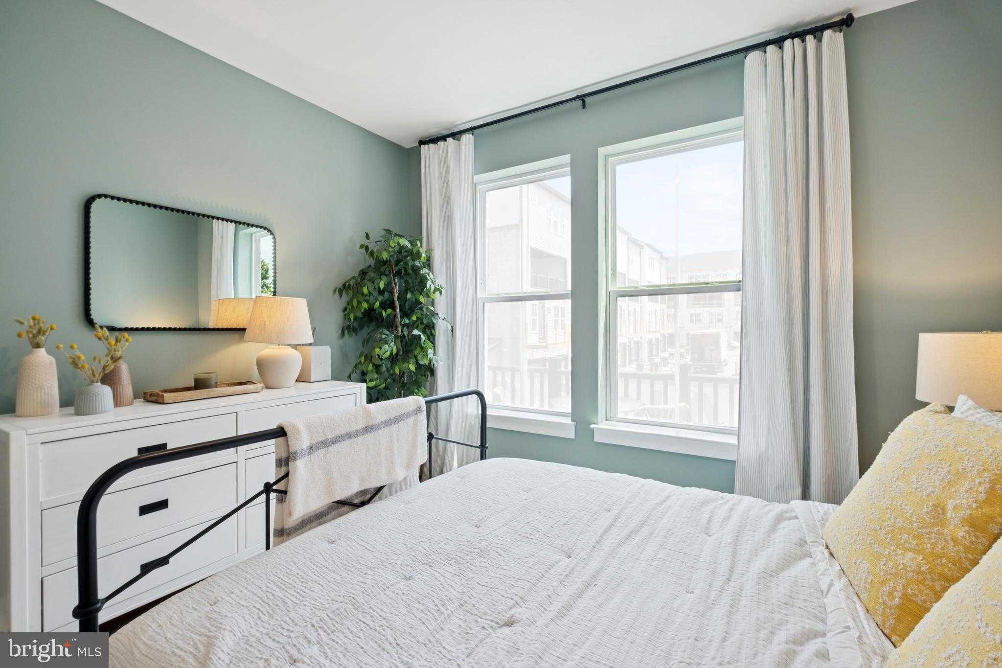 14917 Deco Cir photo 34