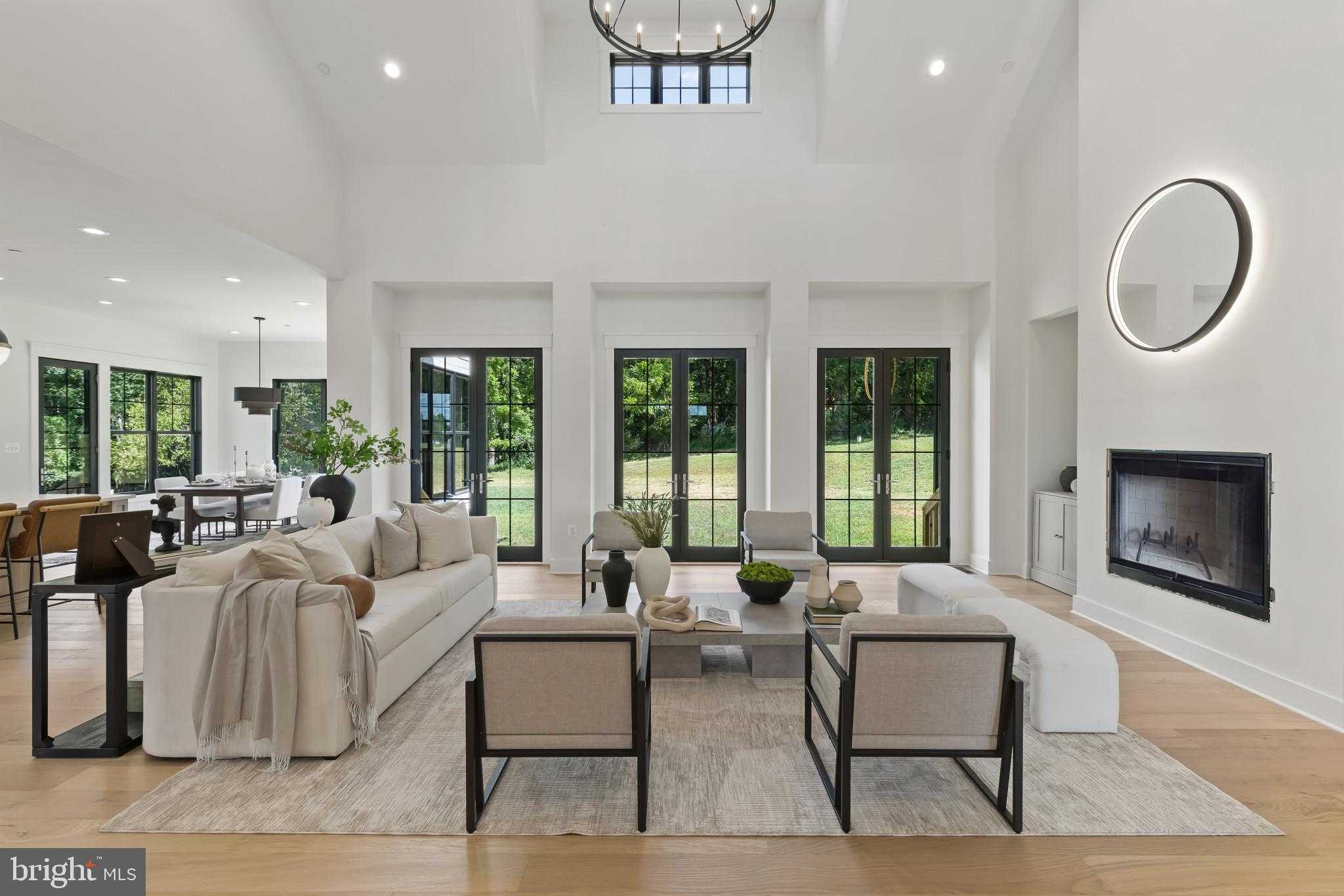 2851 Orpheus Dr photo 6