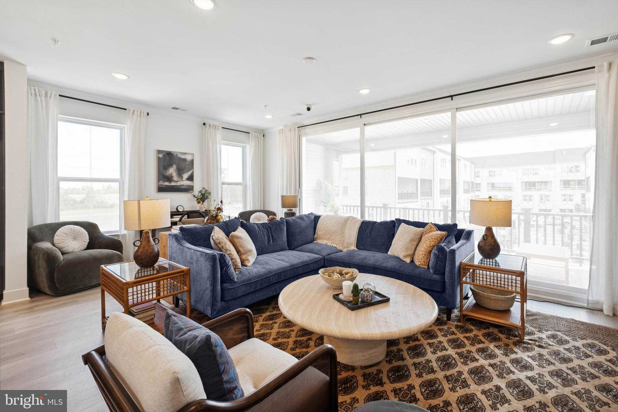 14911 Deco Cir photo 3