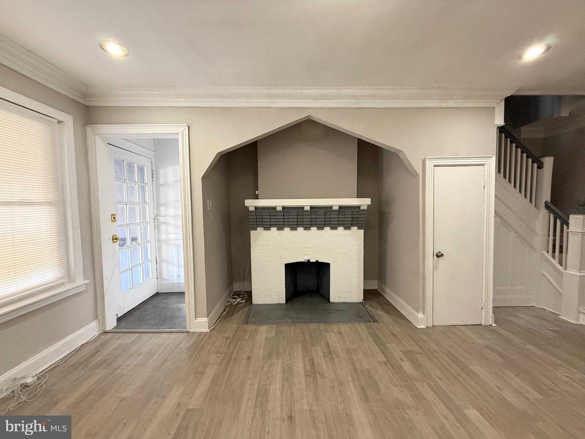 209 S 49th St photo 9