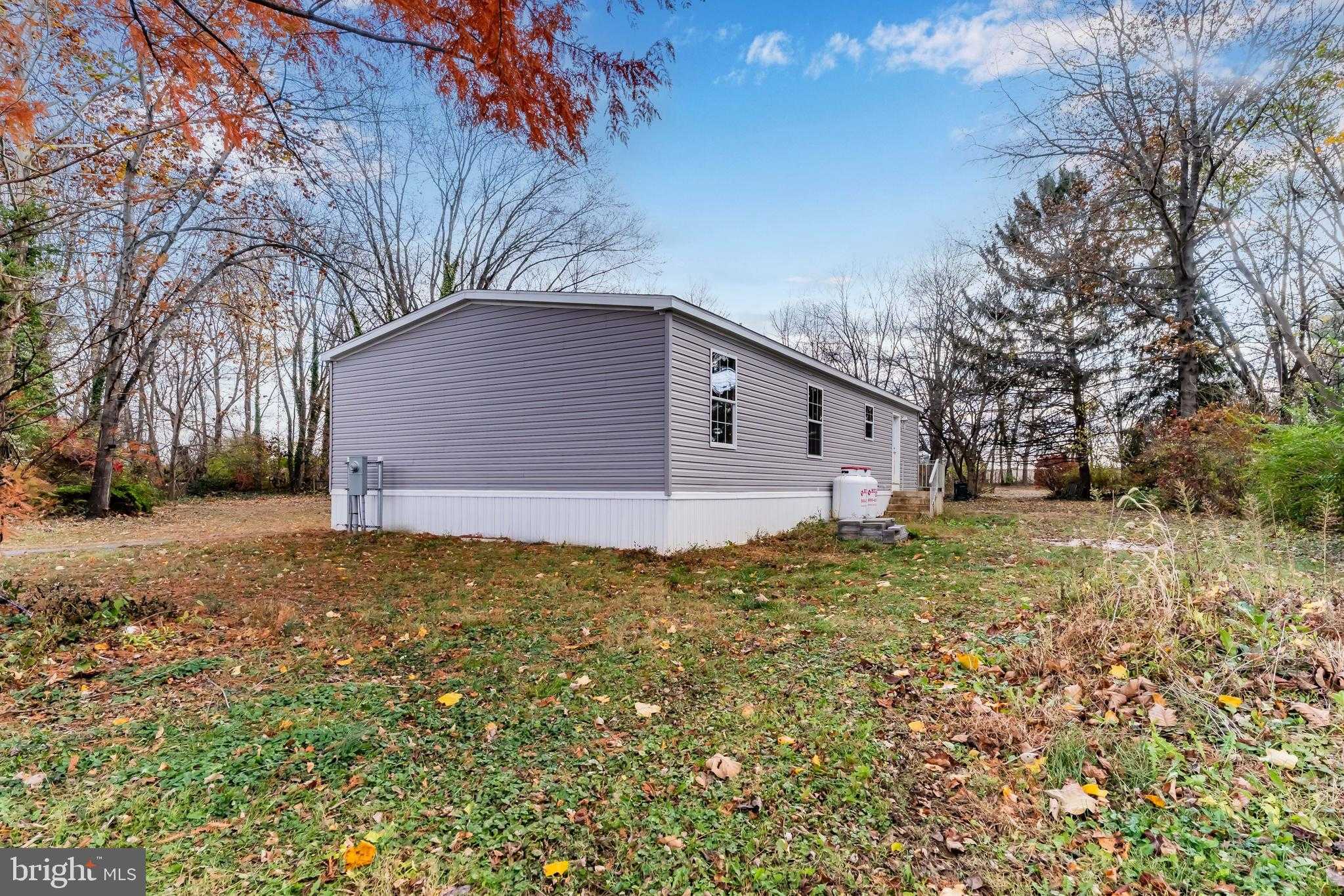 1323 Church St photo 3