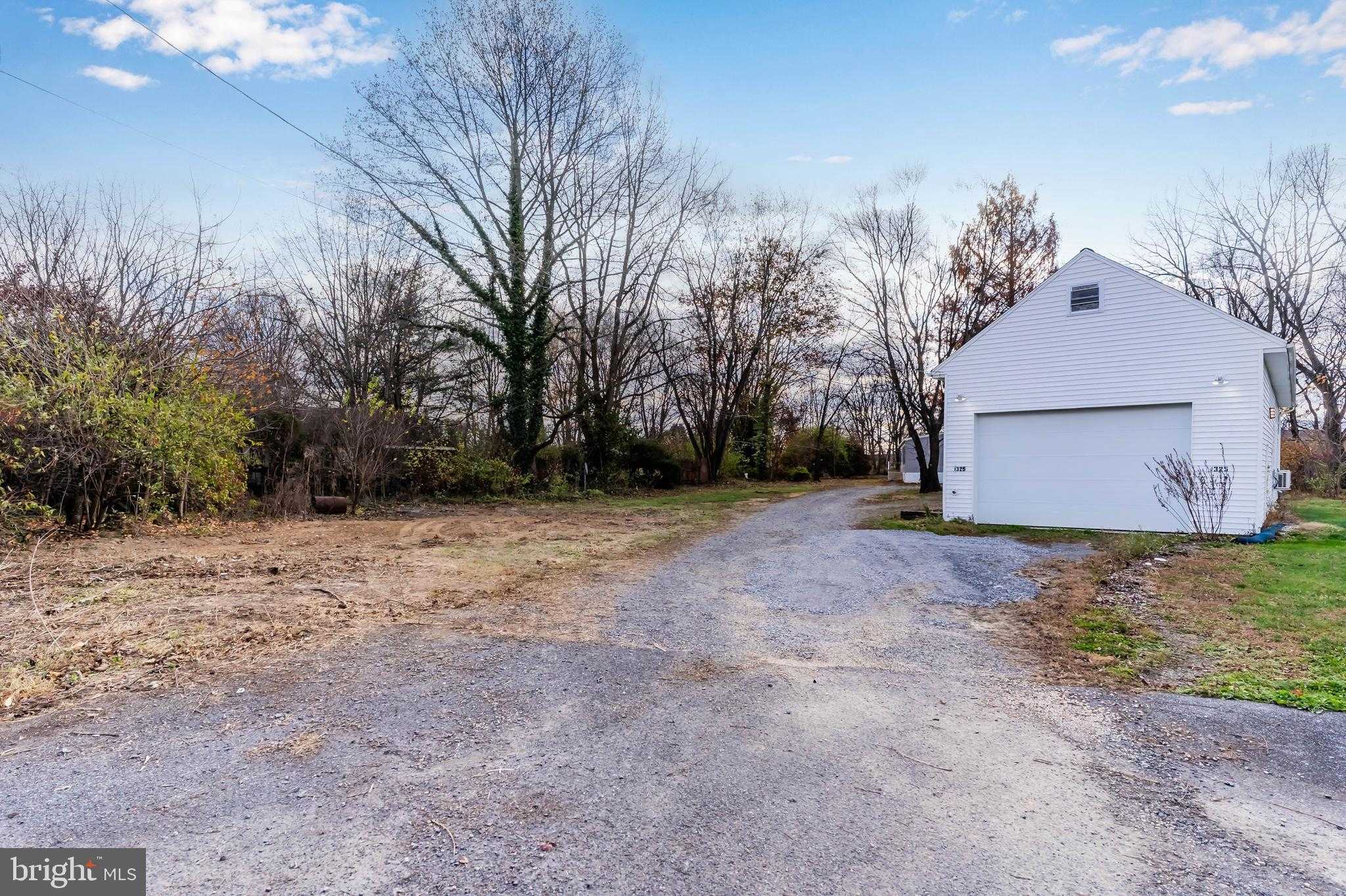 1323 Church St photo 30