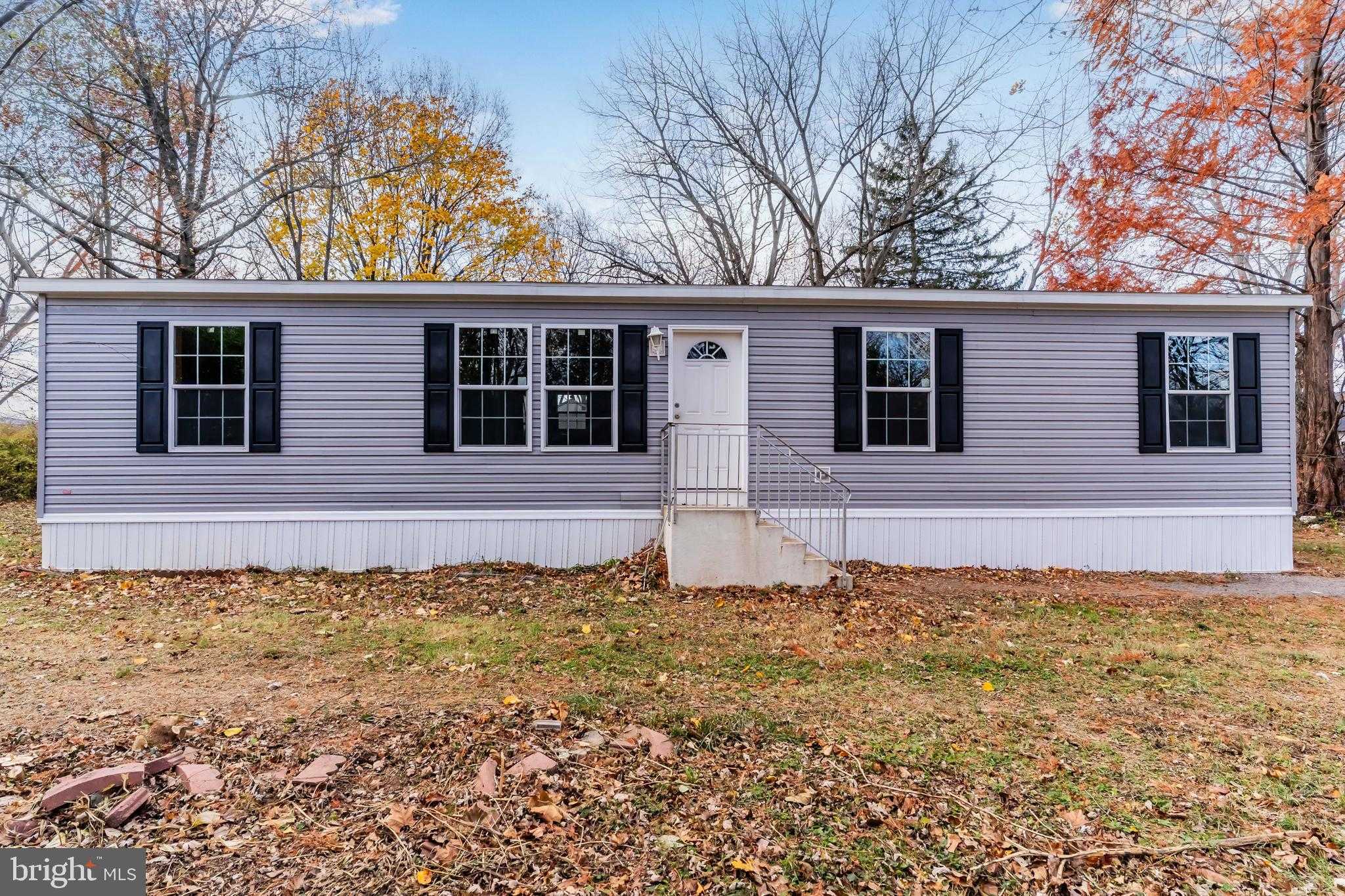 1323 Church St photo 5