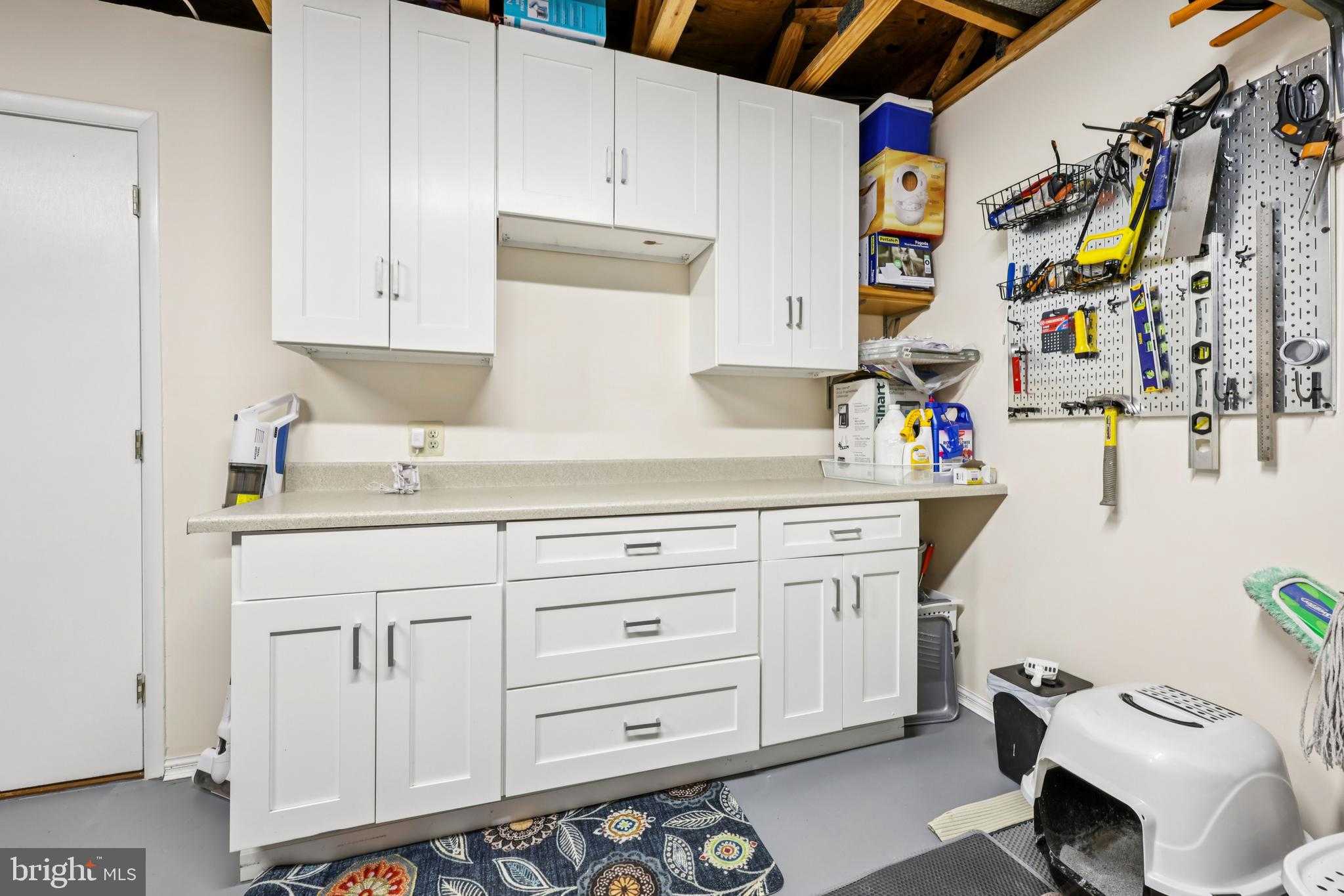 3877 Ogilvie CT photo 41