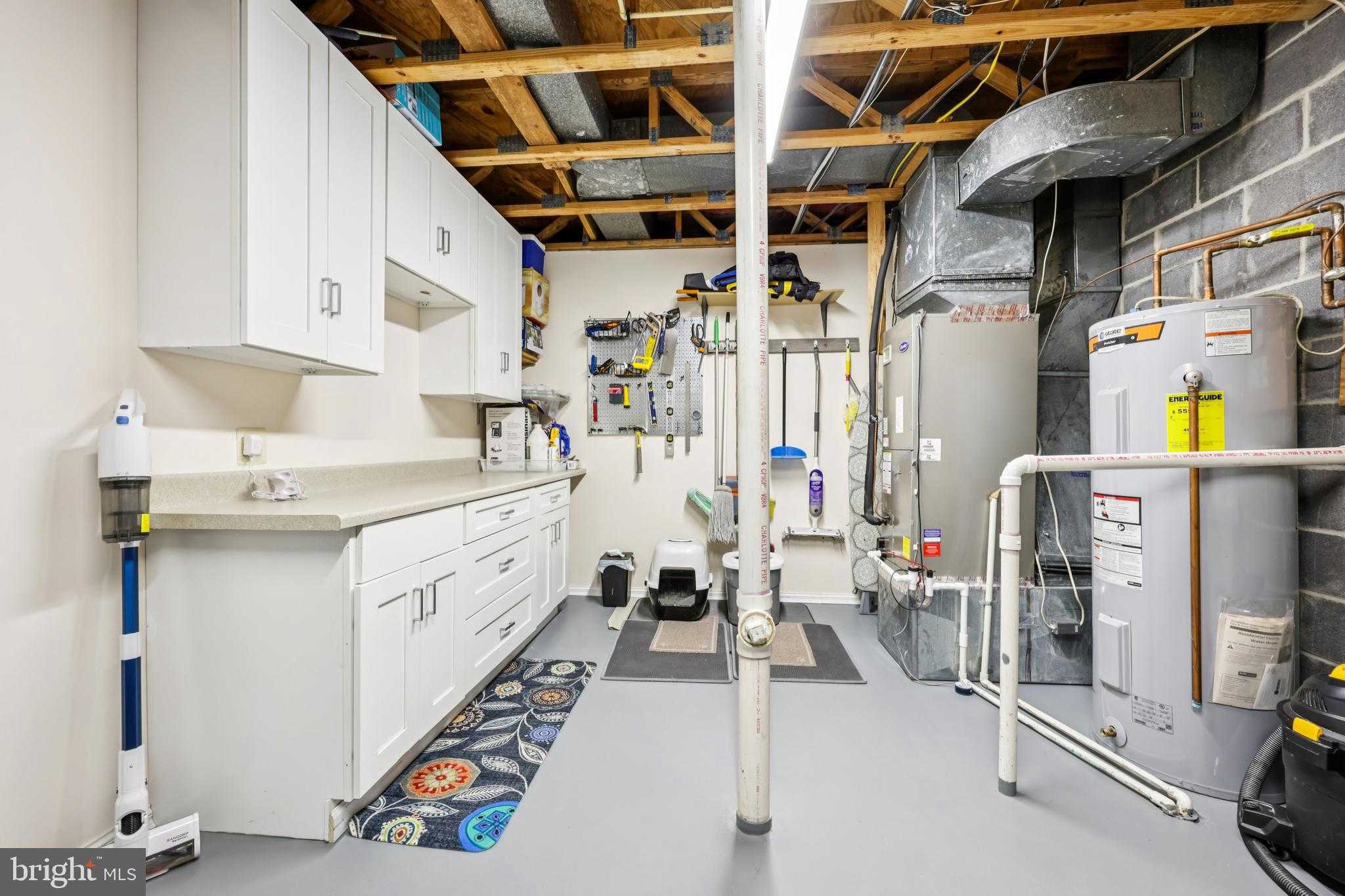 3877 Ogilvie CT photo 42