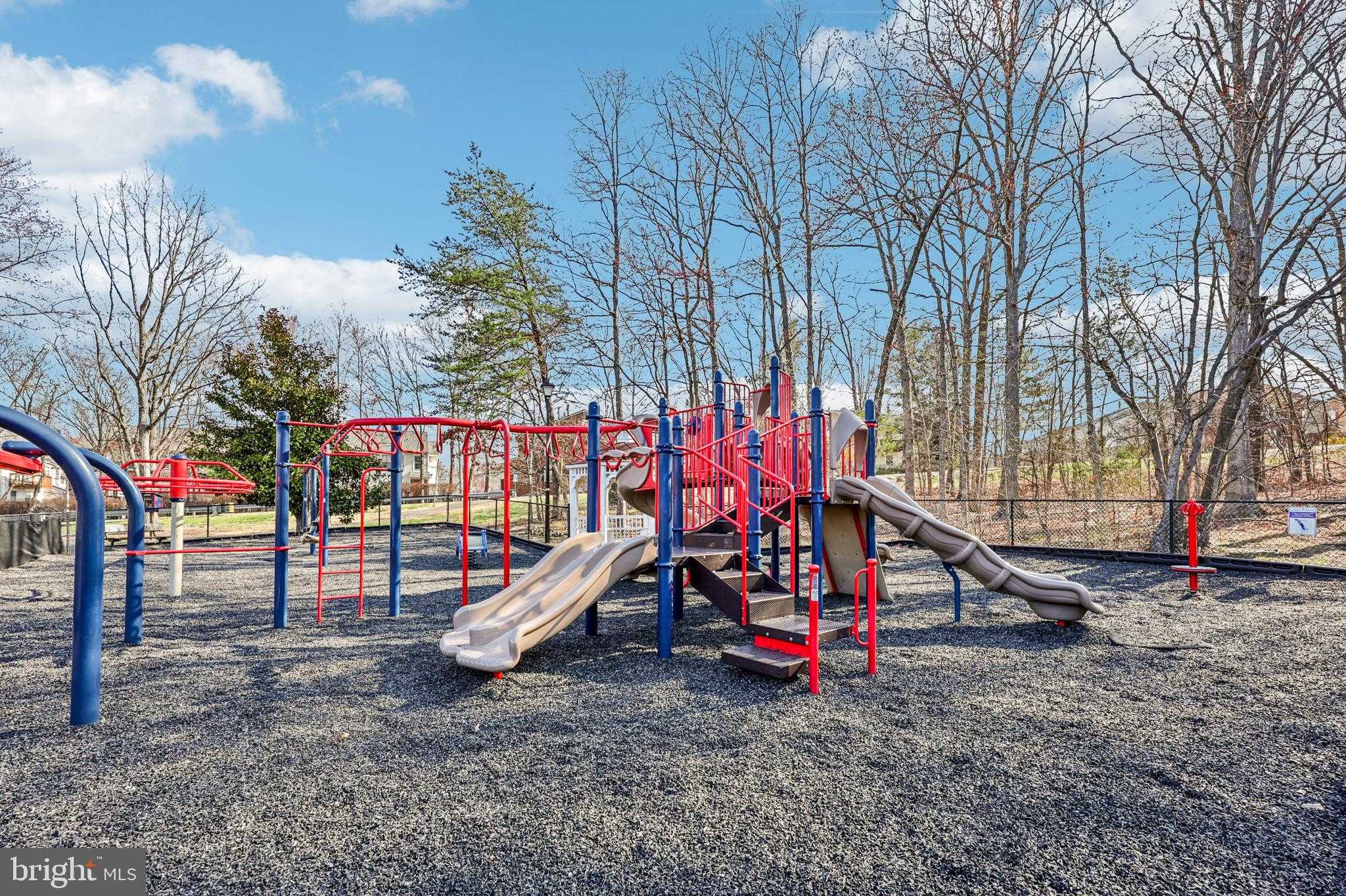 3877 Ogilvie CT photo 60