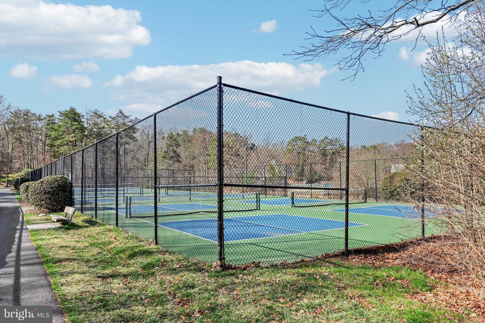 3877 Ogilvie CT photo 63