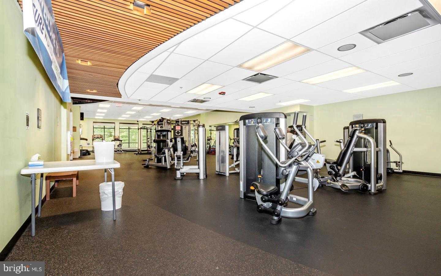 15210 Elkridge Way # 91-3k photo 38