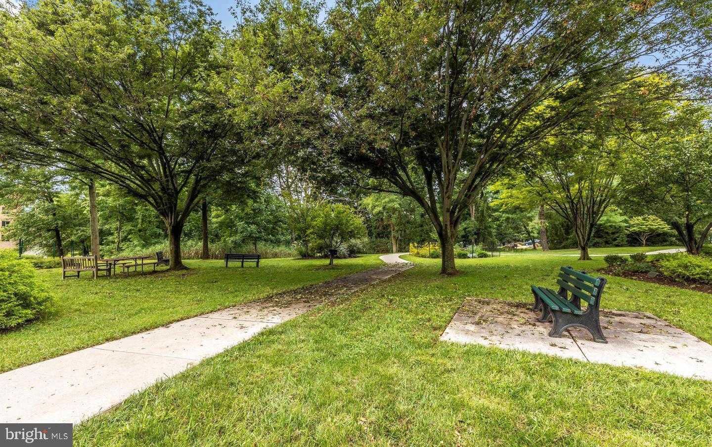 15210 Elkridge Way # 91-3k photo 39