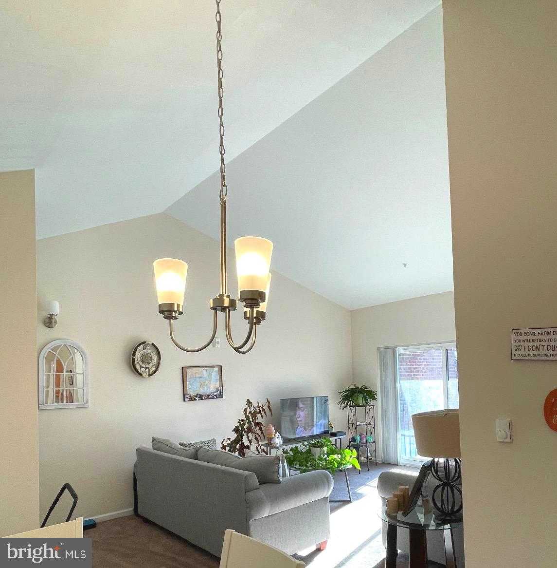 15210 Elkridge Way # 91-3k photo 9