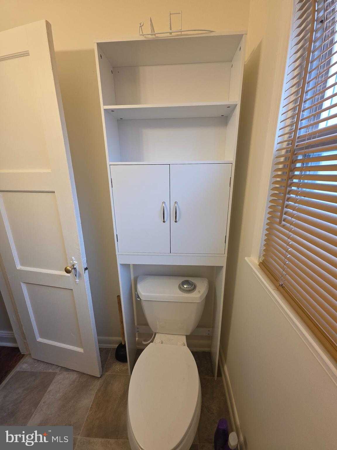 368 W 9th St photo 10