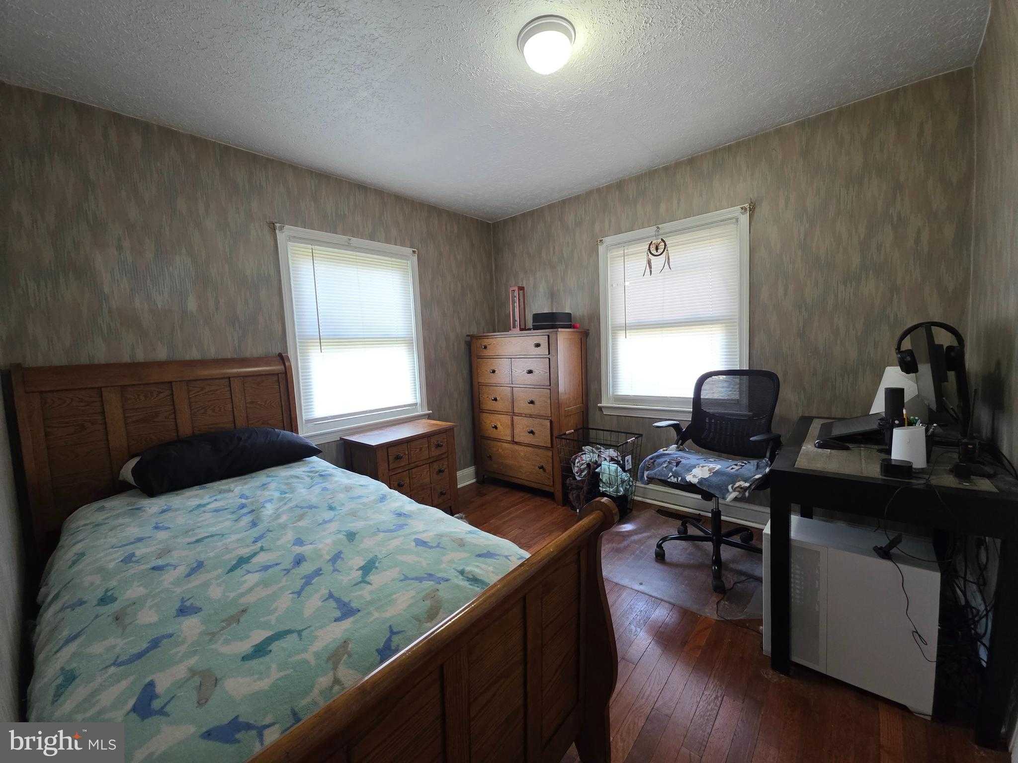 368 W 9th St photo 7