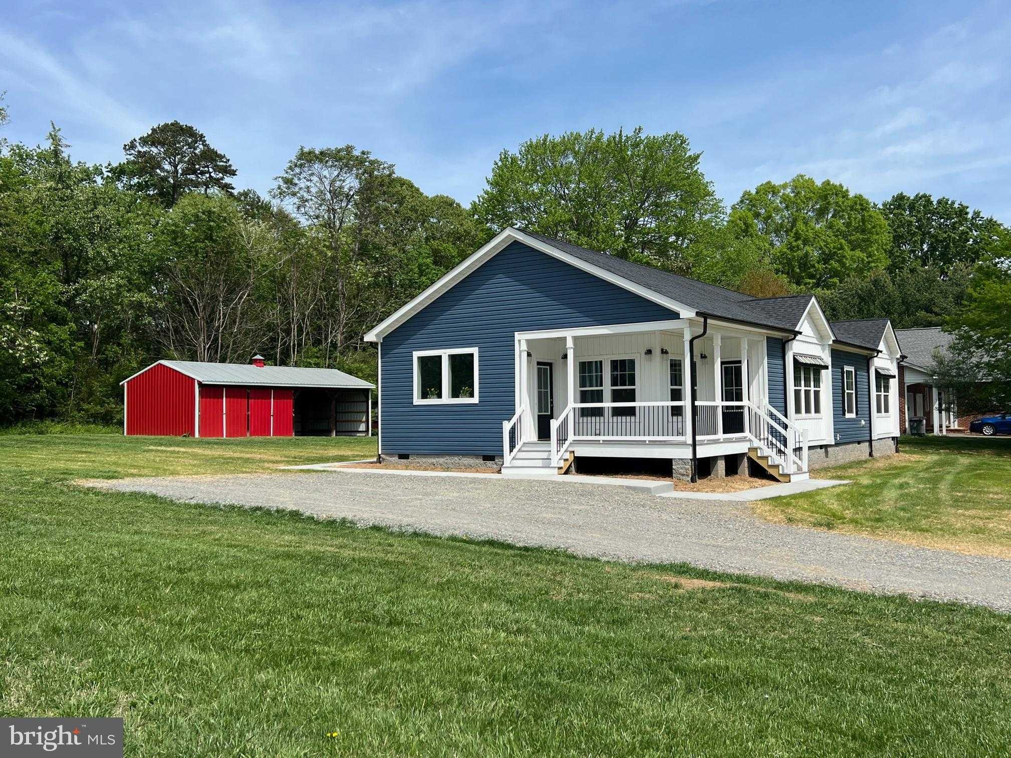 104 Henson Ave photo 2