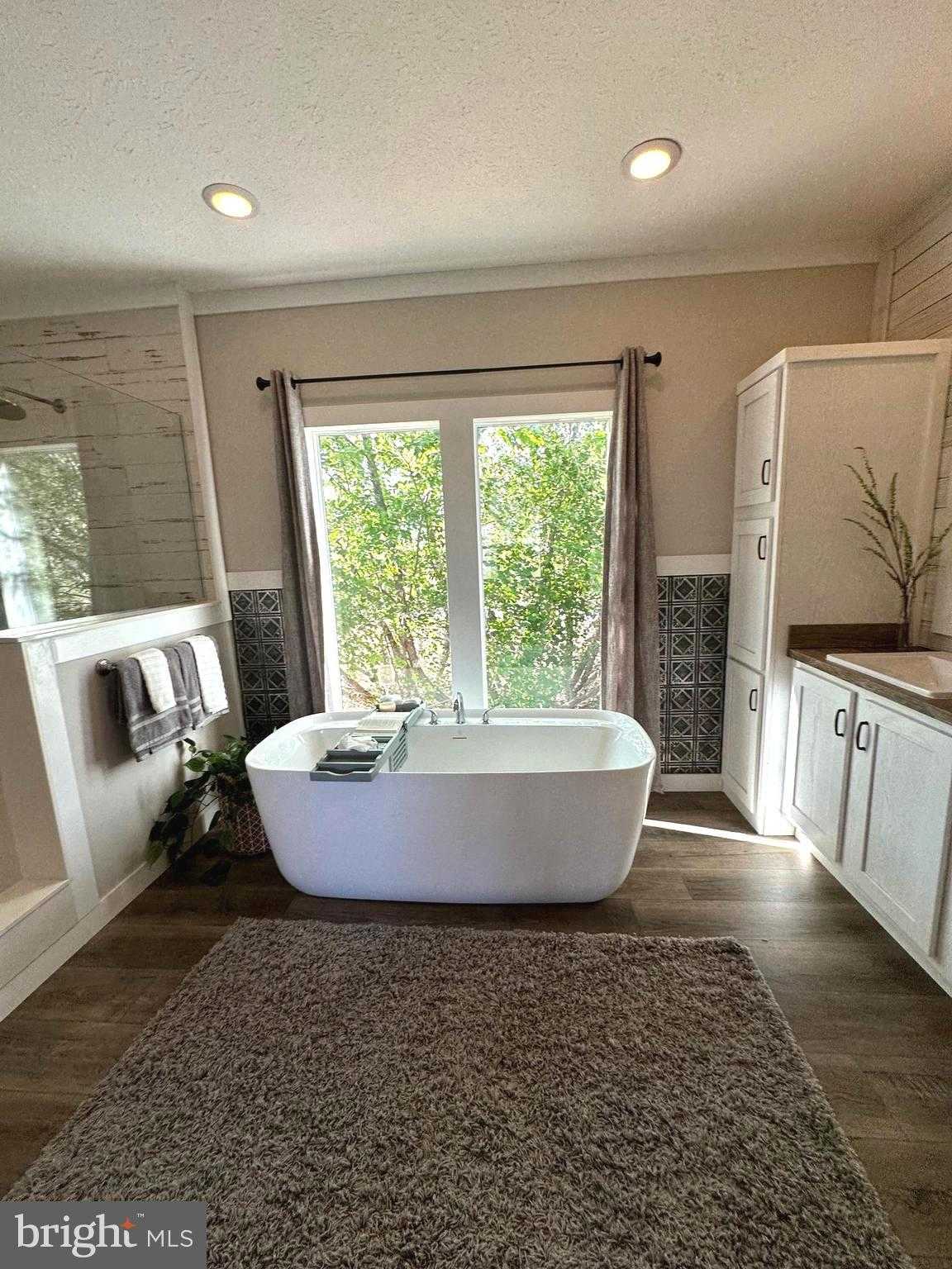 104 Henson Ave photo 30