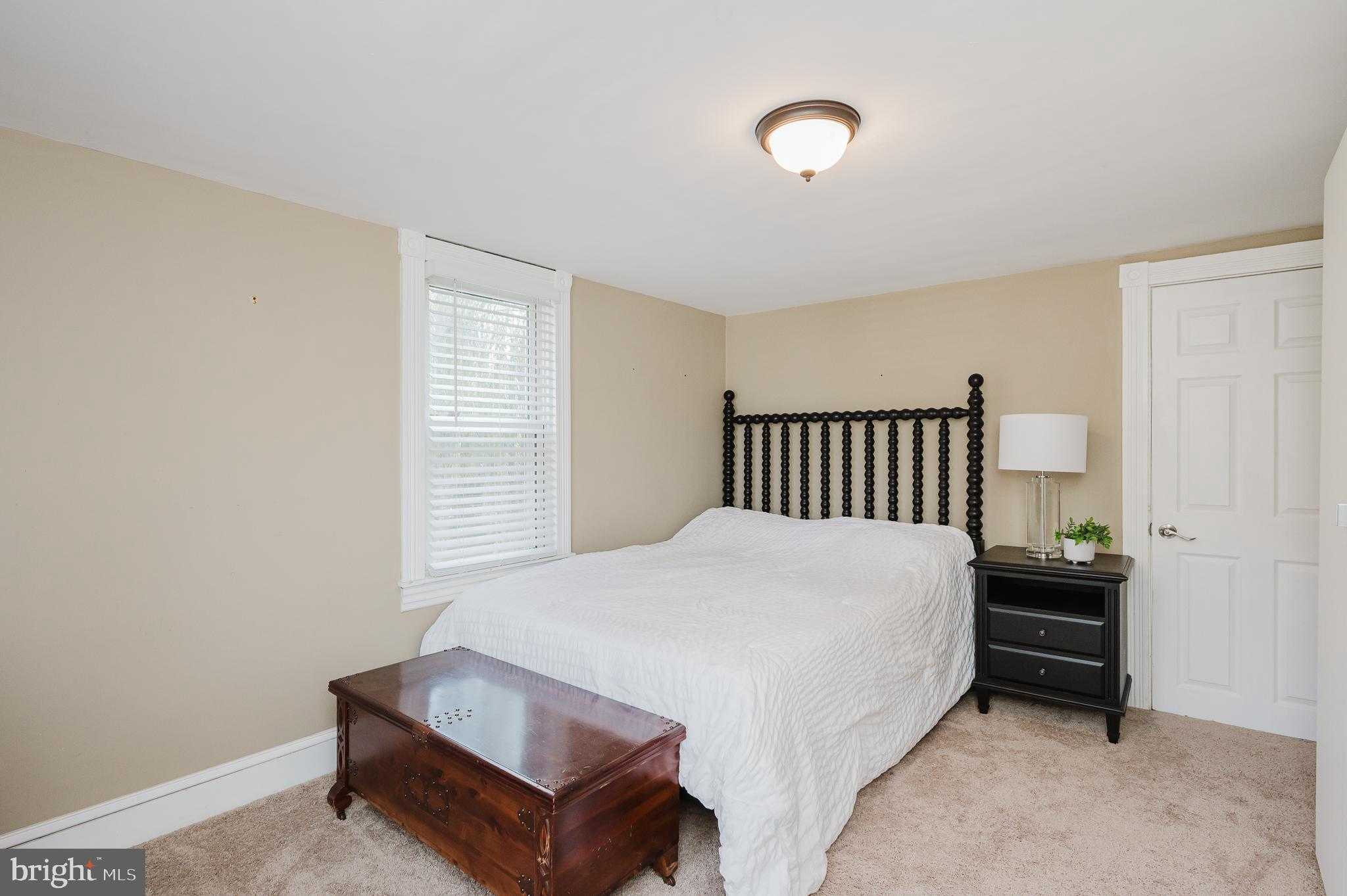 312 Lafayette St photo 31