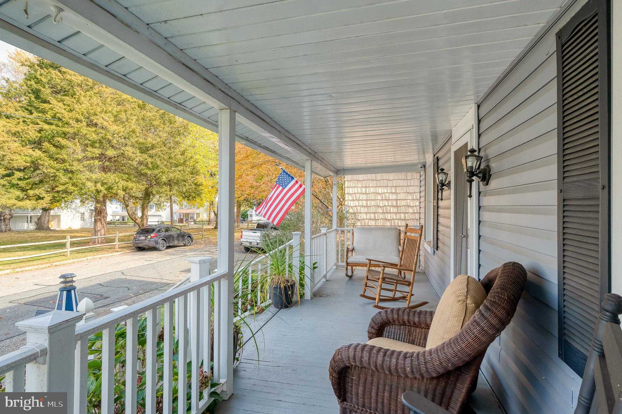 312 Lafayette St photo 4