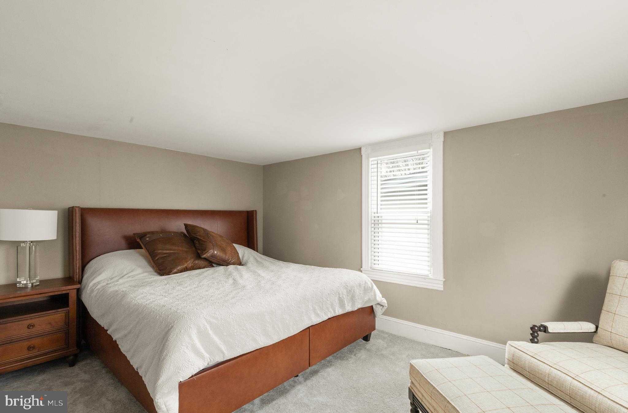 312 Lafayette St photo 42