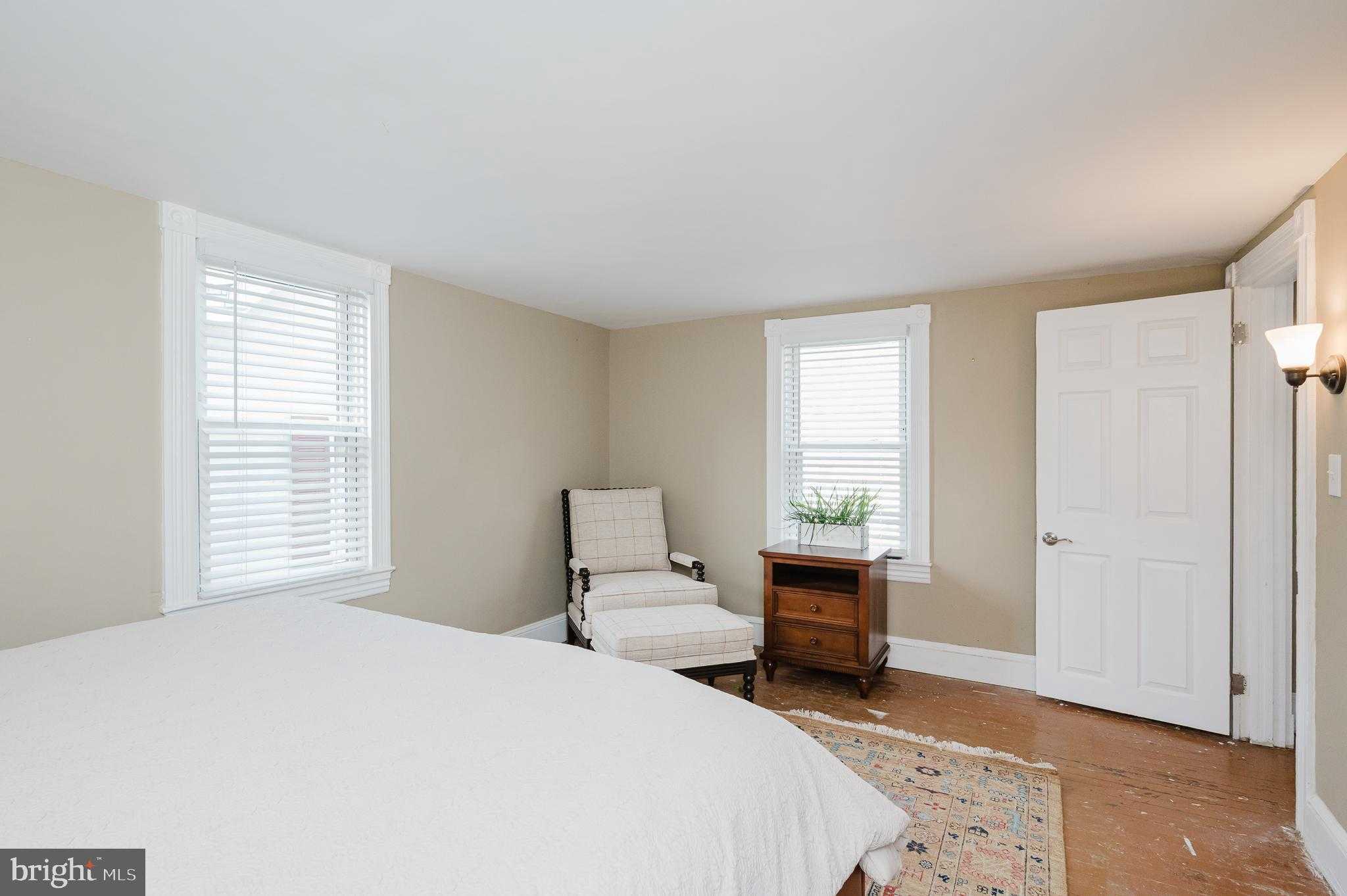 312 Lafayette St photo 43