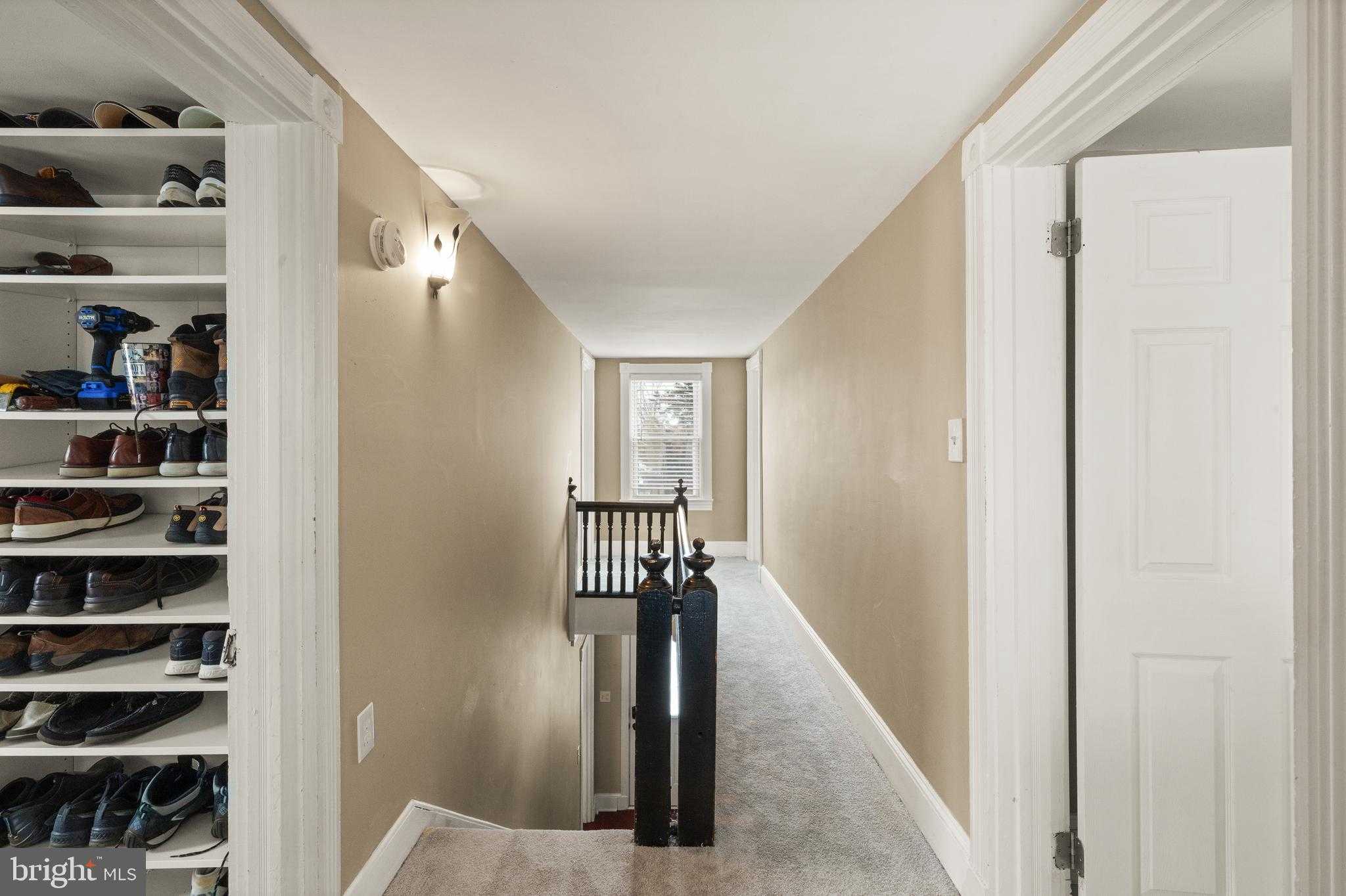 312 Lafayette St photo 48