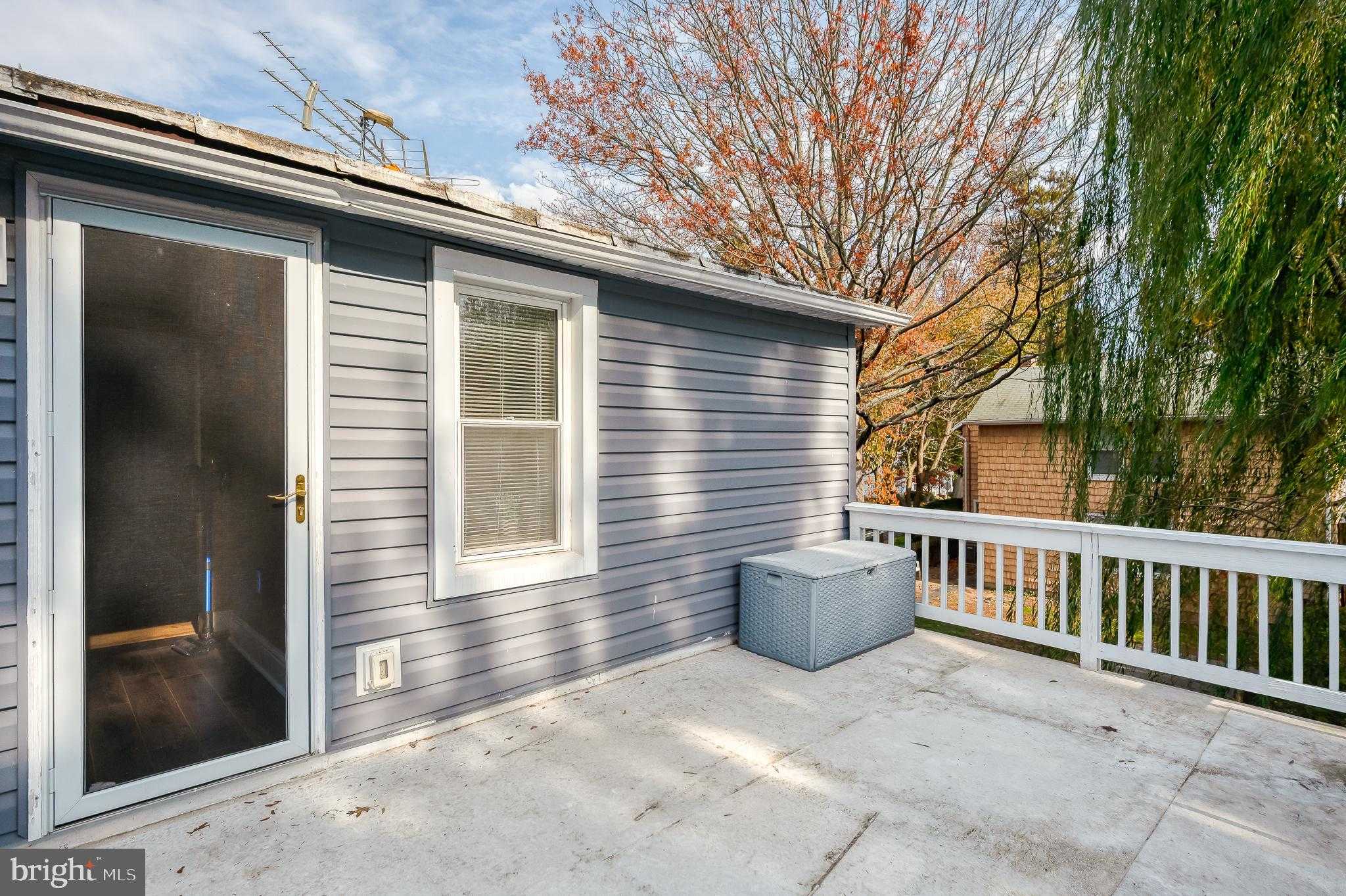 312 Lafayette St photo 58