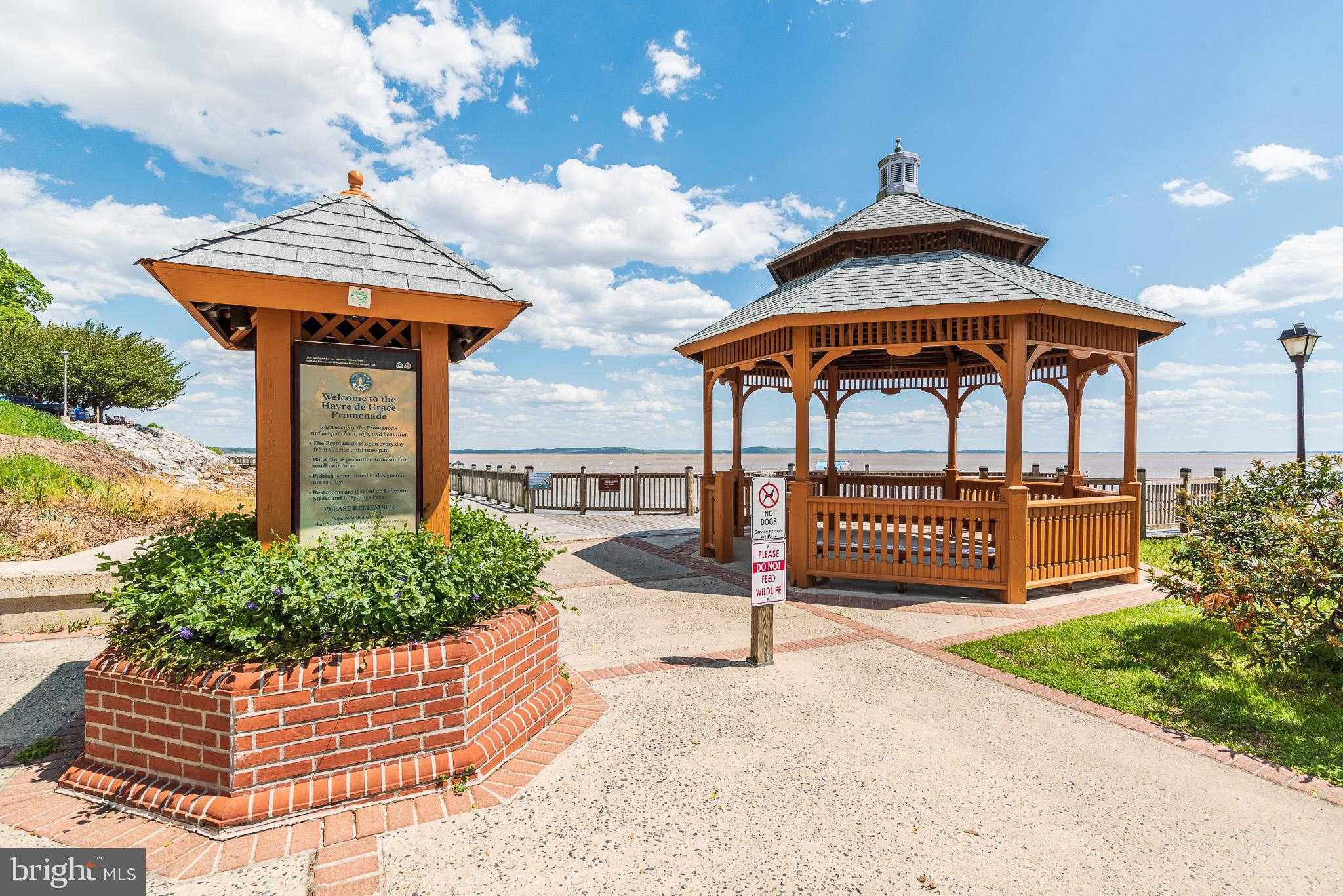 312 Lafayette St photo 82