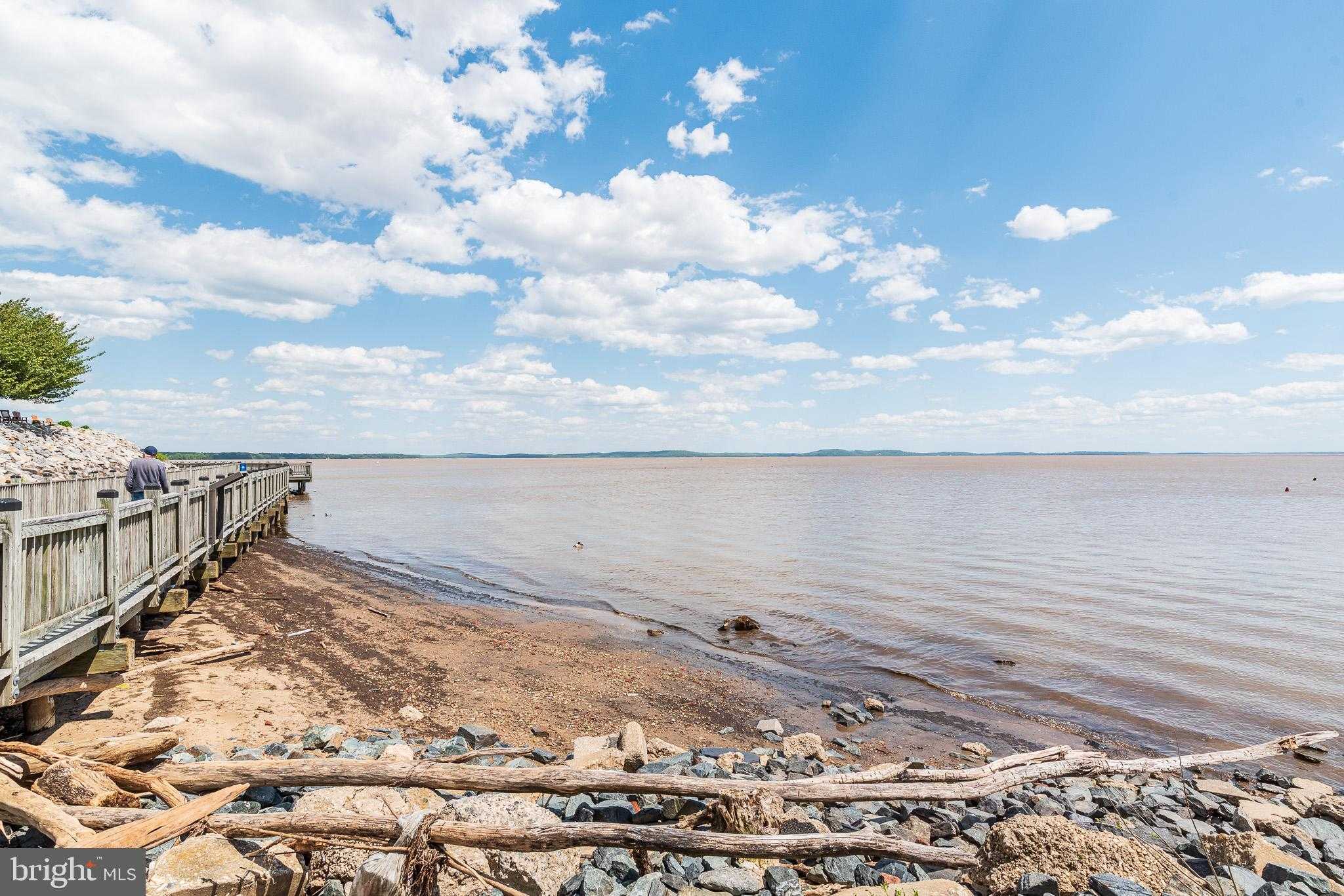 312 Lafayette St photo 83