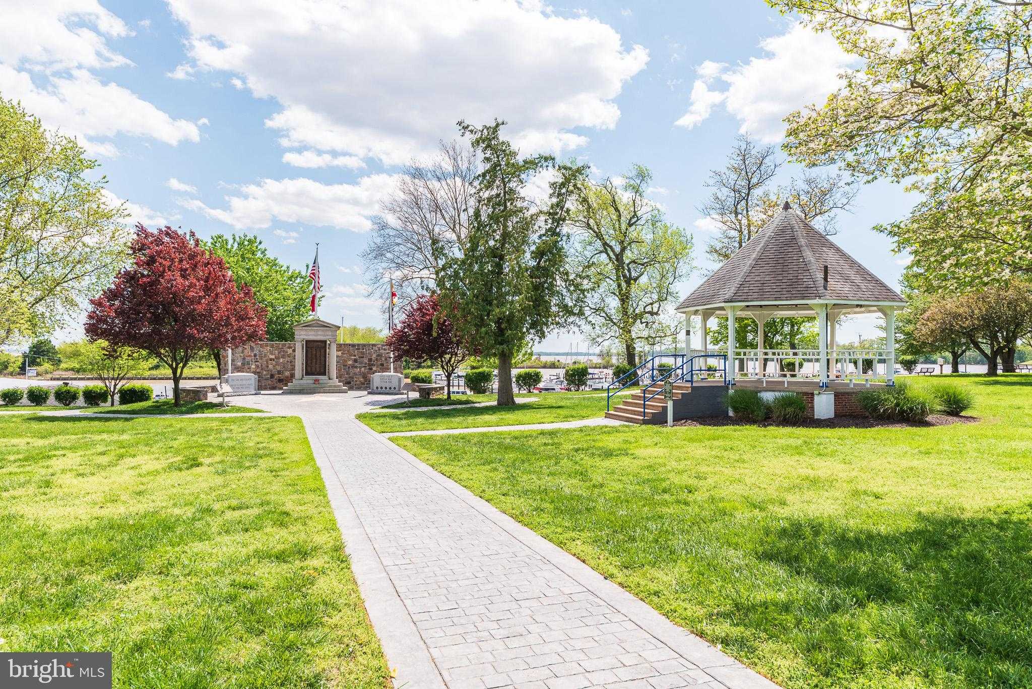 312 Lafayette St photo 86